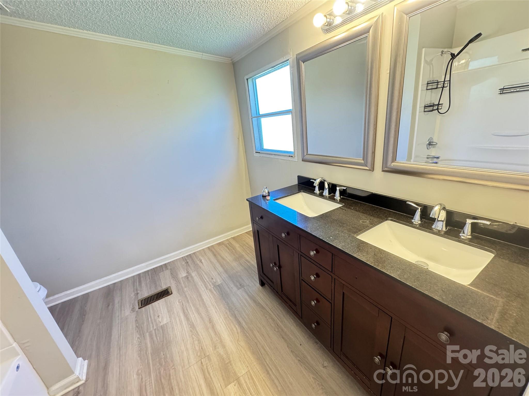 406 W Mill Street — Landis