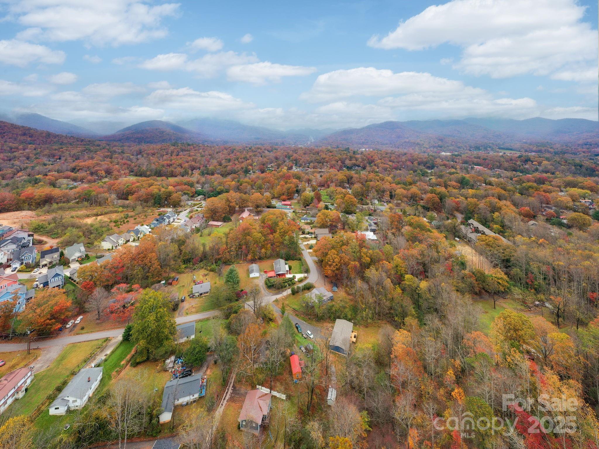 226 Mount Allen Heights — Black Mountain