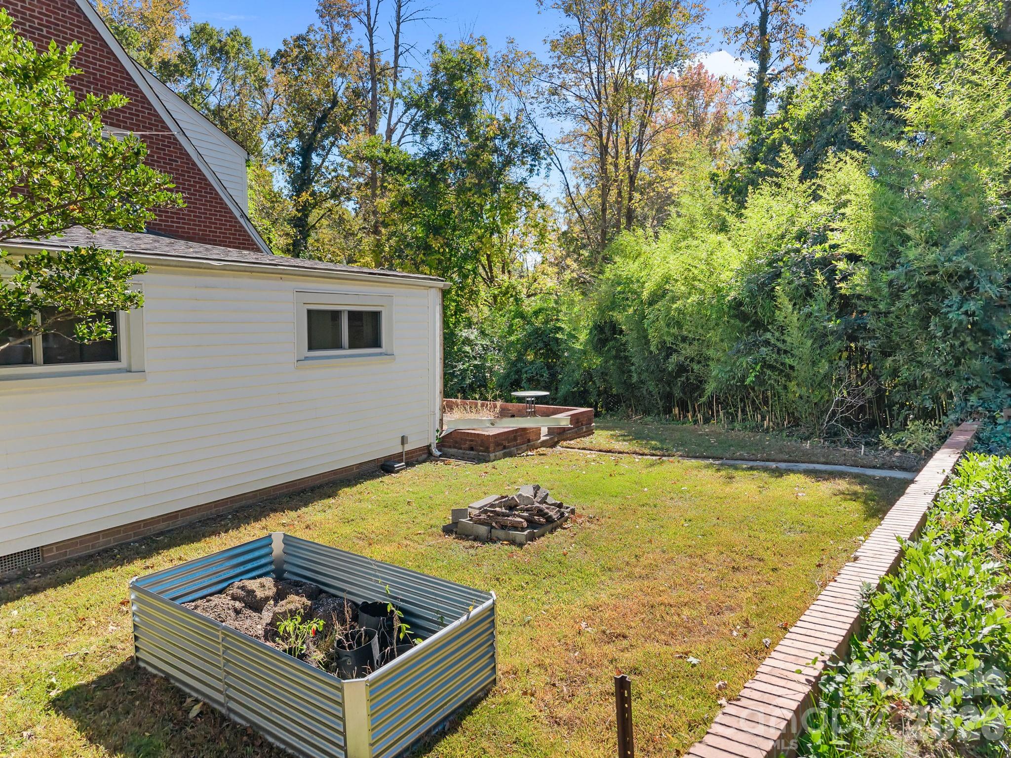 151 E Corriher Avenue — Salisbury