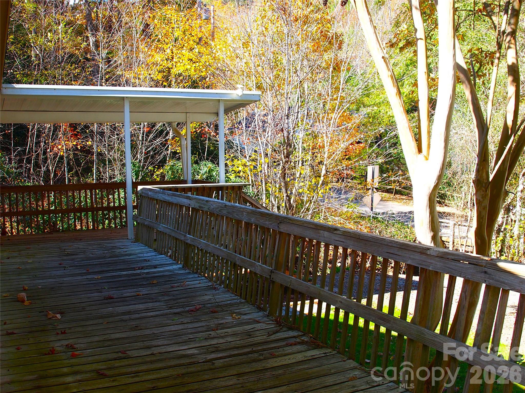 9 Smokey Cove Road — Canton