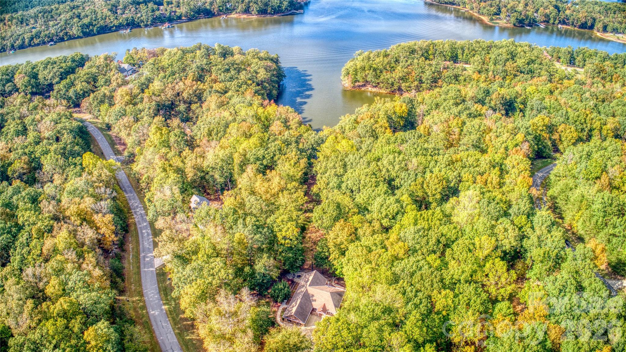 906 Rocky Cove Lane — Denton