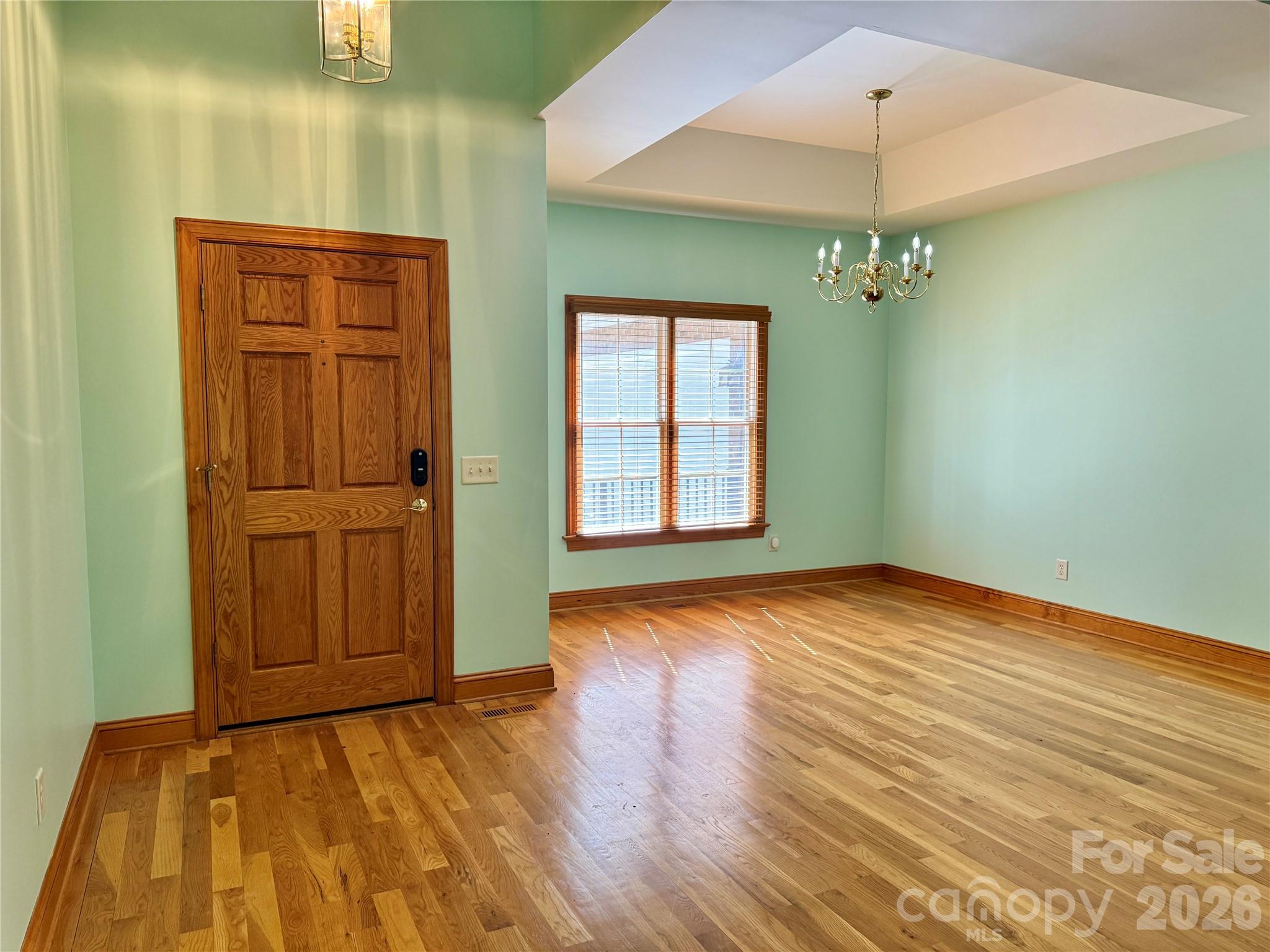 906 Rocky Cove Lane — Denton