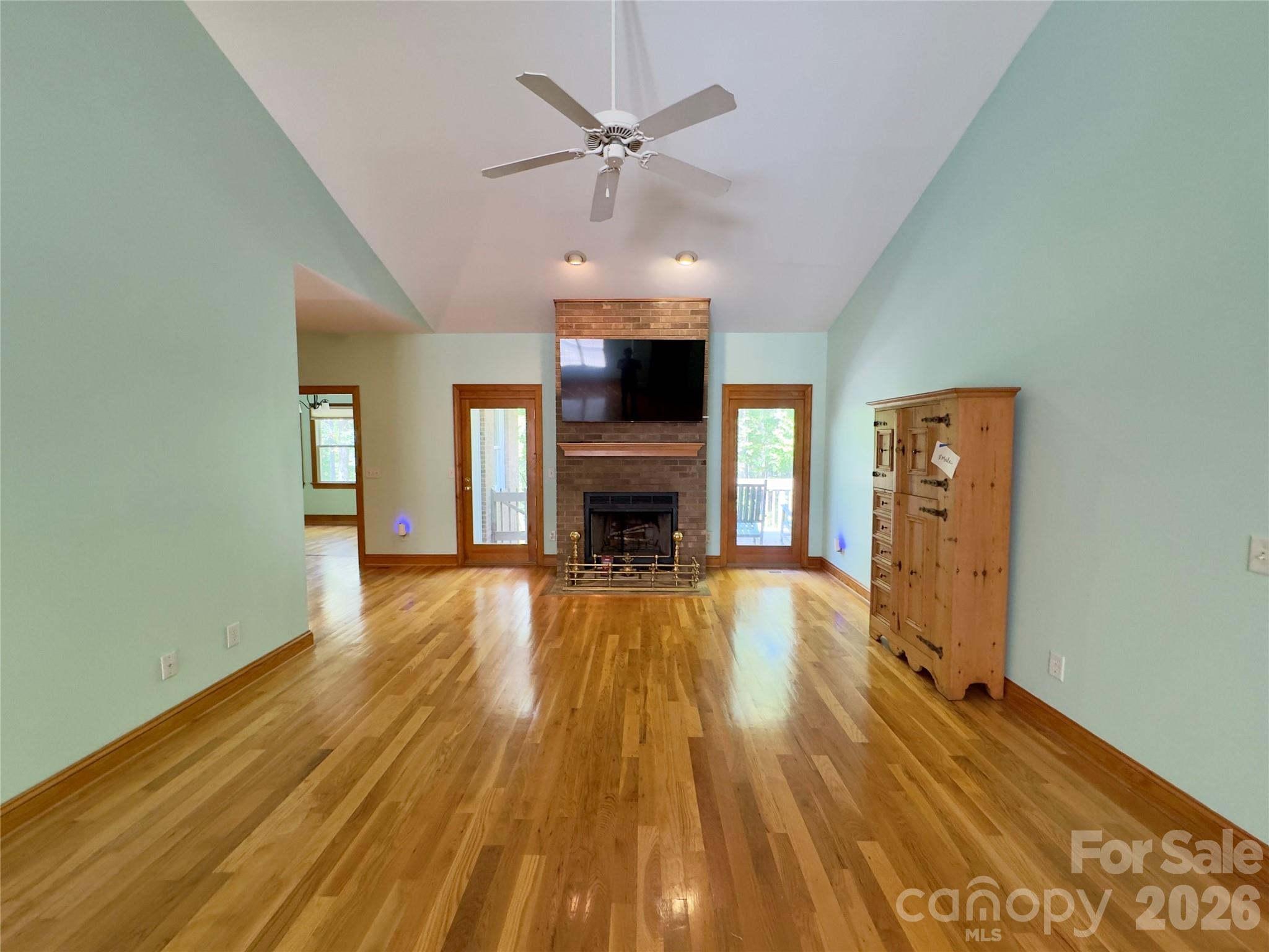 906 Rocky Cove Lane — Denton