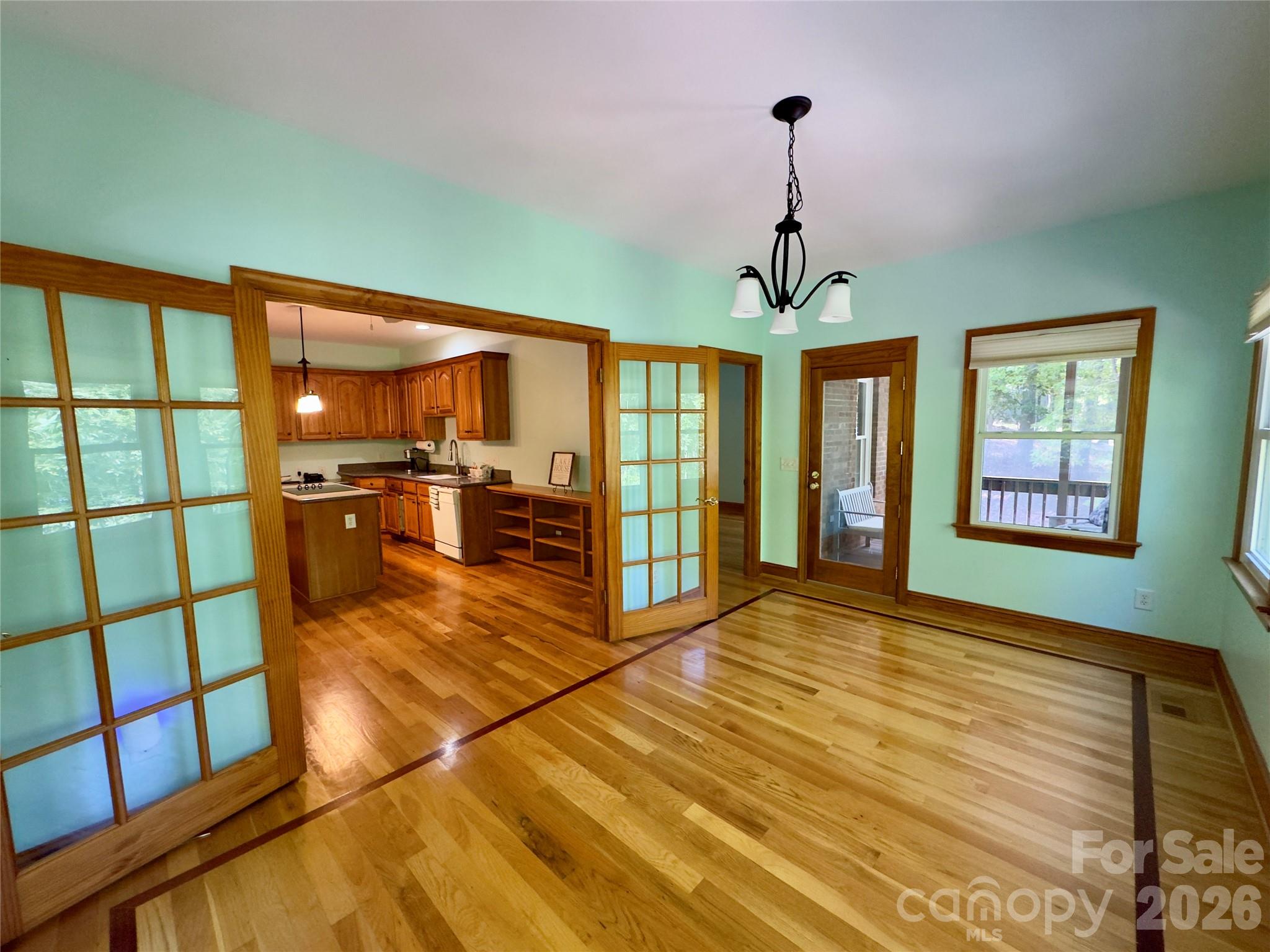 906 Rocky Cove Lane — Denton