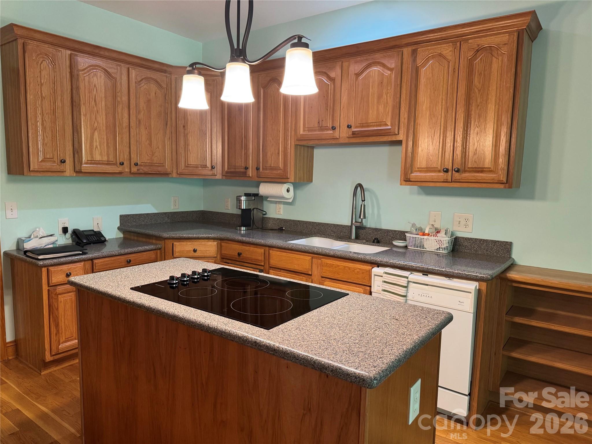 906 Rocky Cove Lane — Denton
