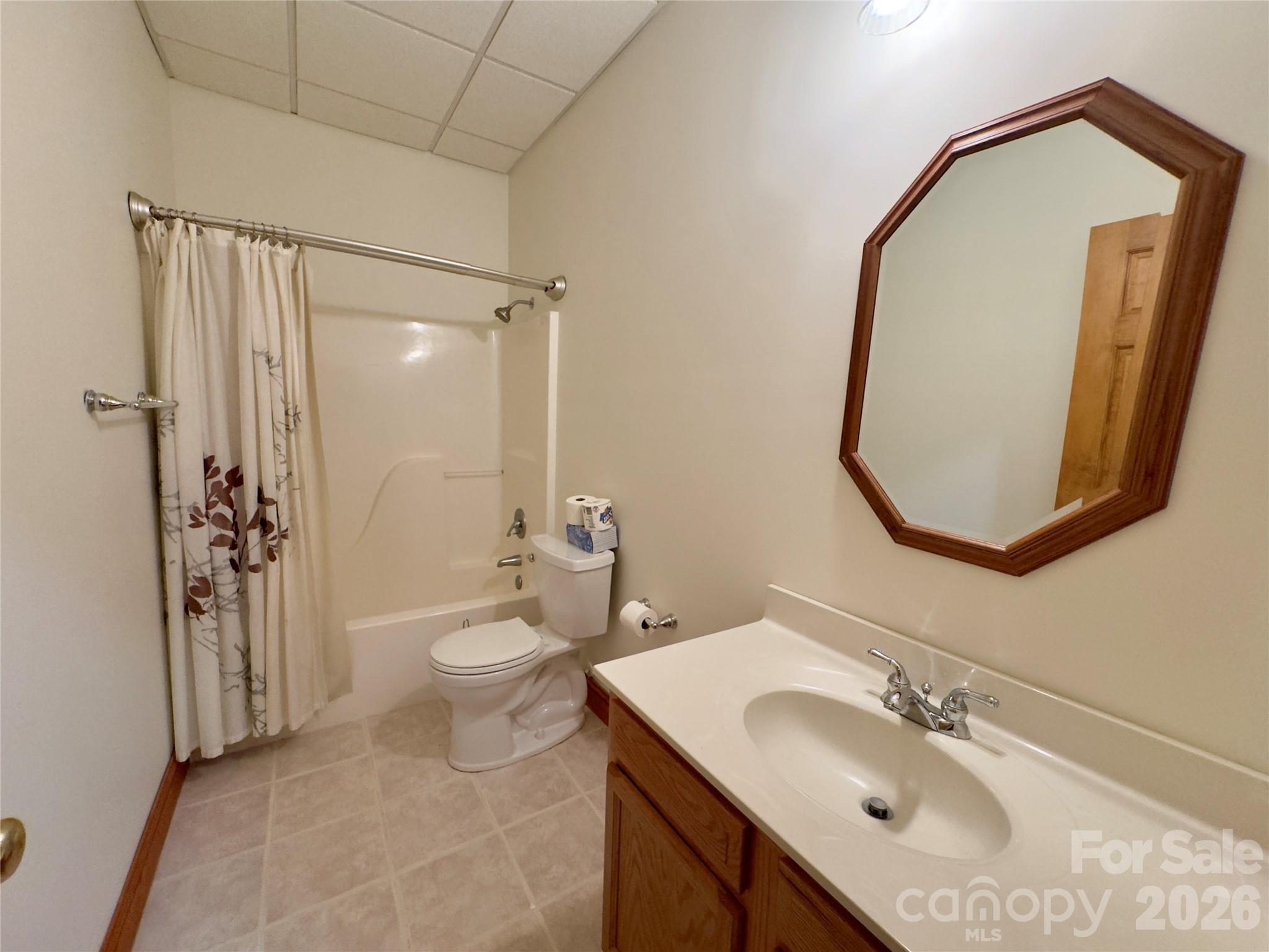 906 Rocky Cove Lane — Denton