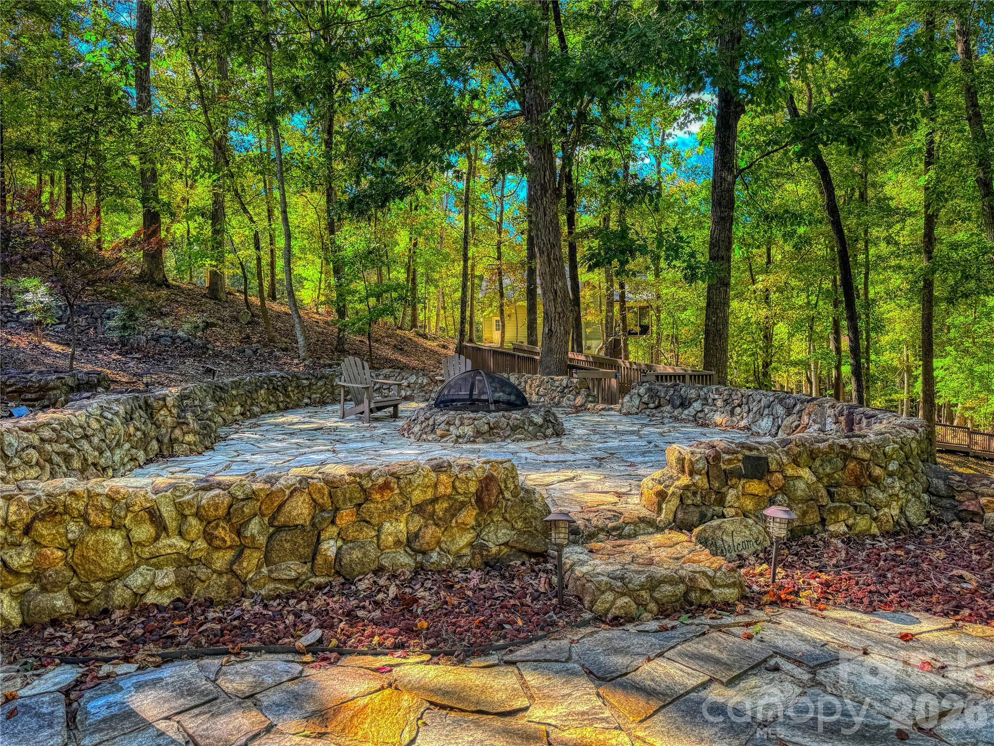 906 Rocky Cove Lane — Denton