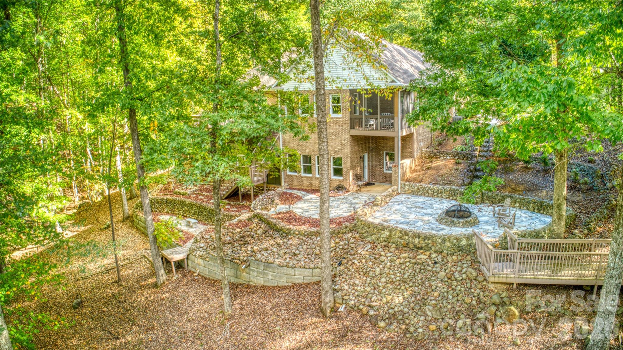 906 Rocky Cove Lane — Denton
