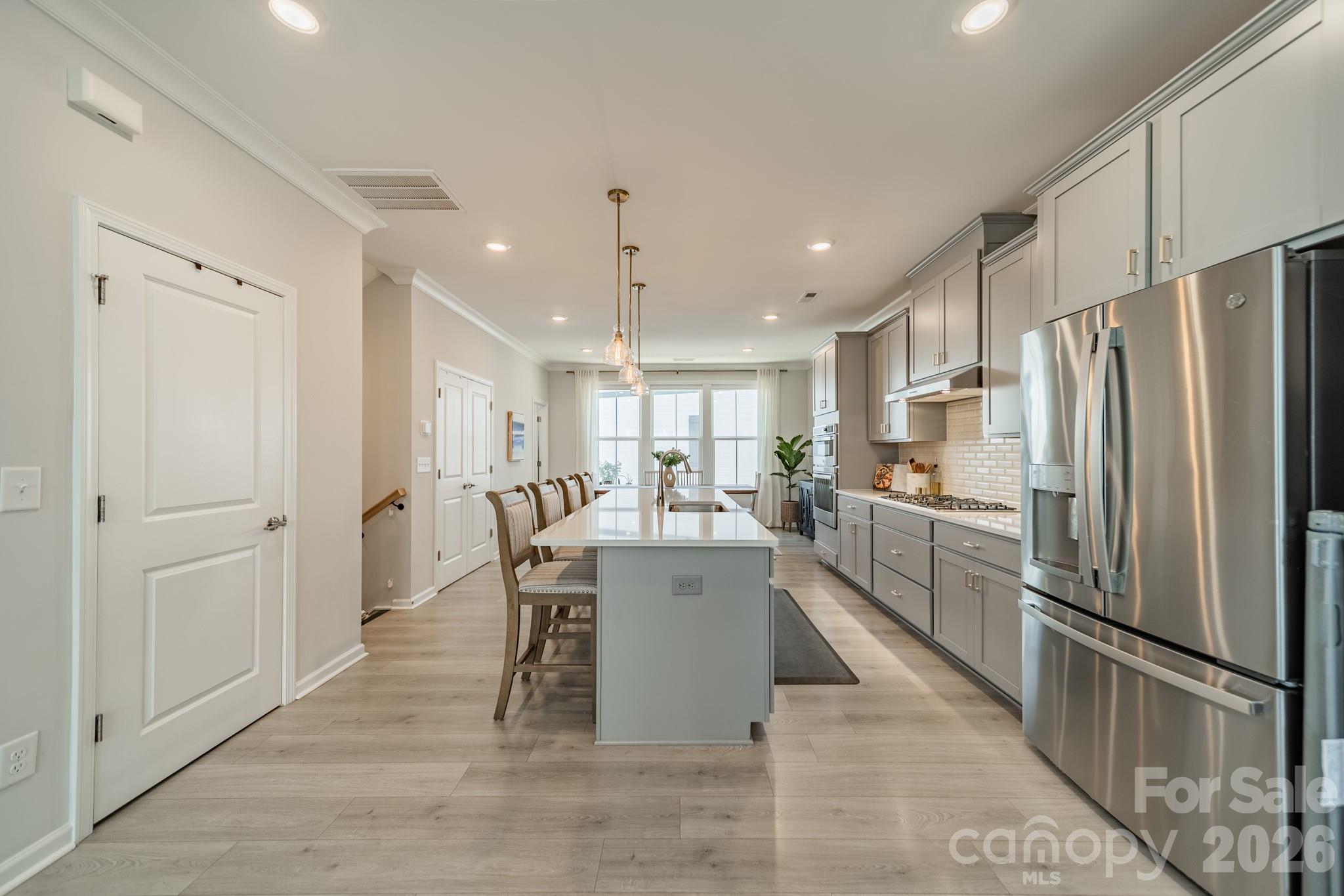 4040 Hidden Oaks Drive — Charlotte