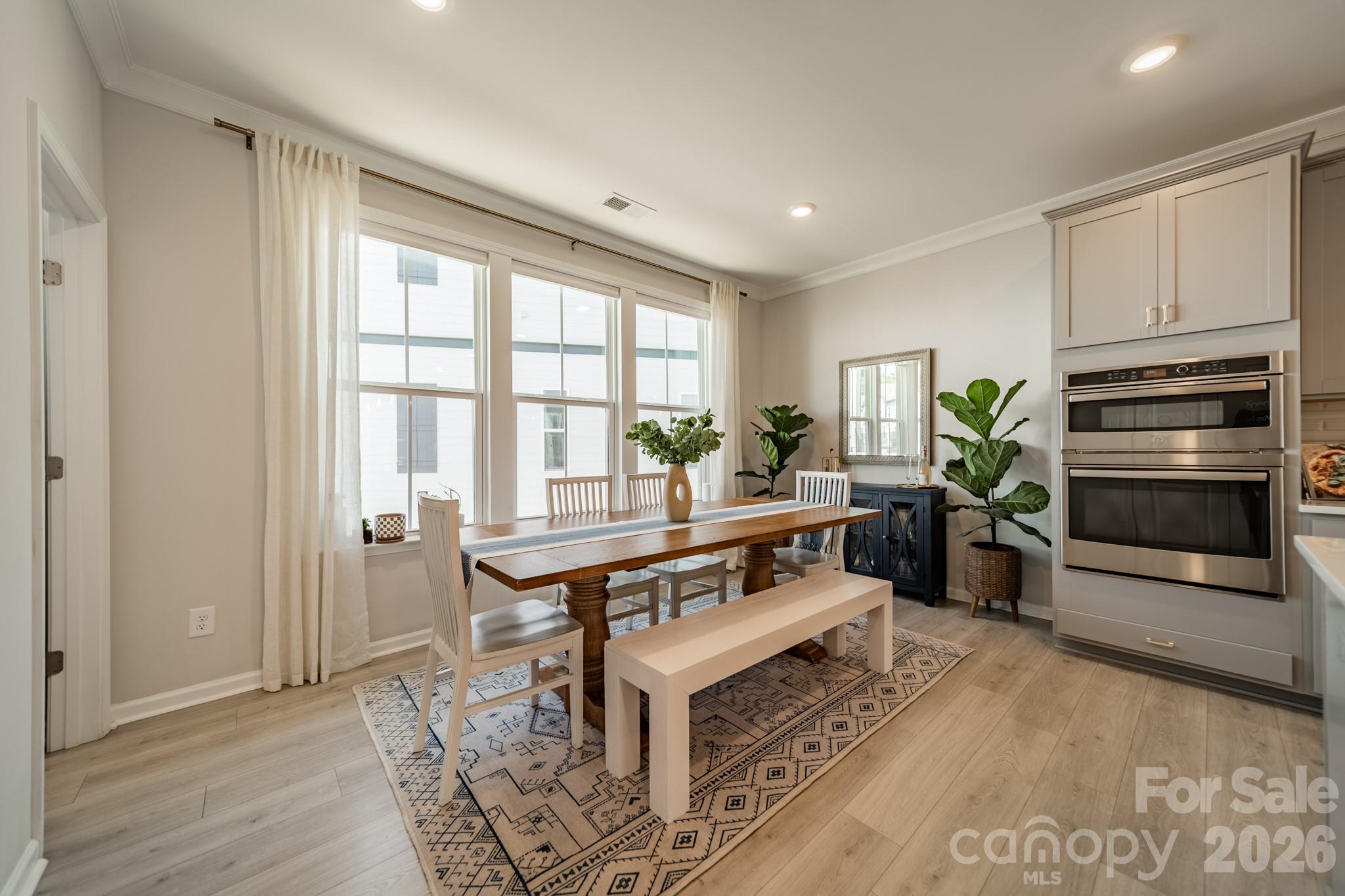 4040 Hidden Oaks Drive — Charlotte