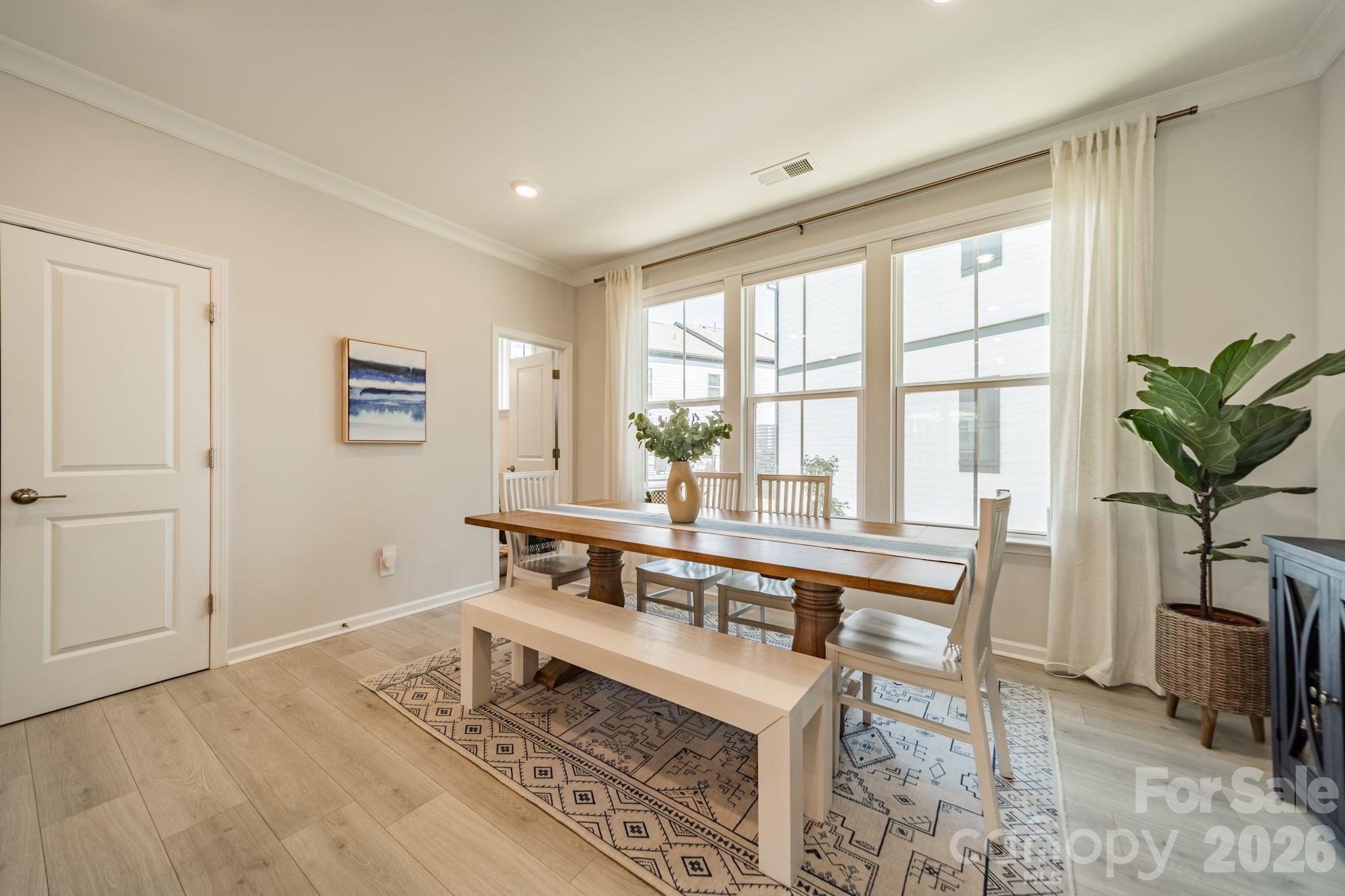 4040 Hidden Oaks Drive — Charlotte