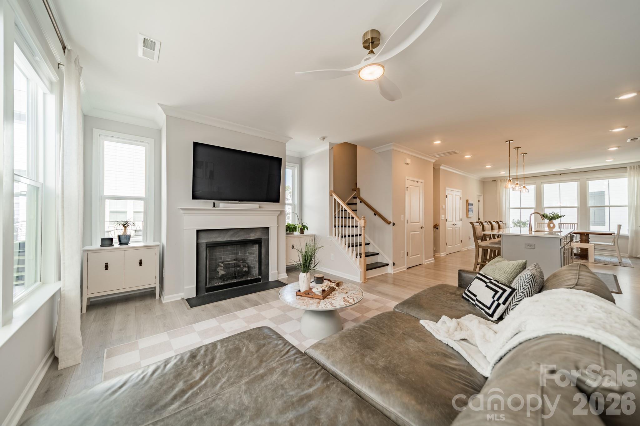 4040 Hidden Oaks Drive — Charlotte