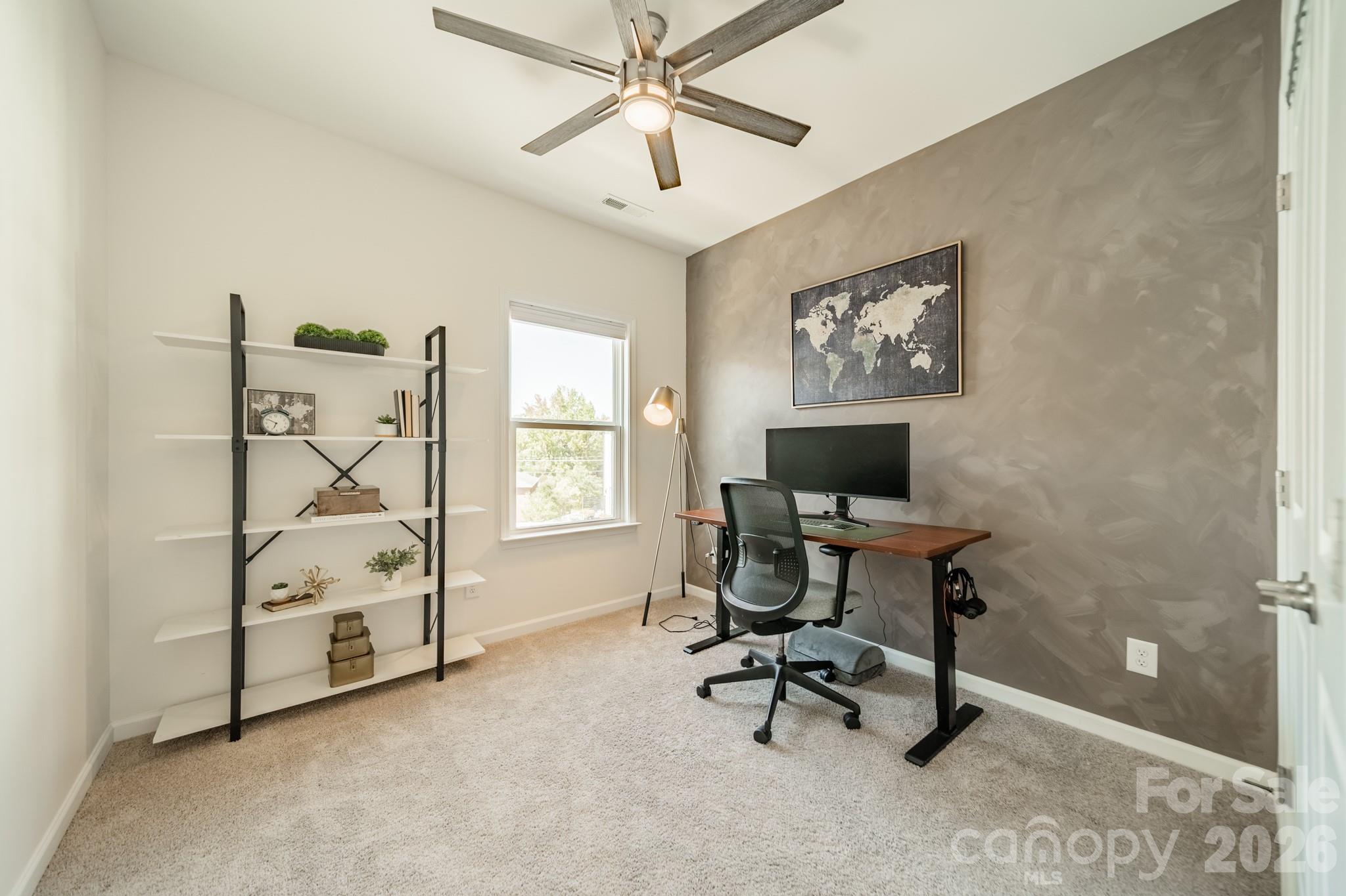 4040 Hidden Oaks Drive — Charlotte