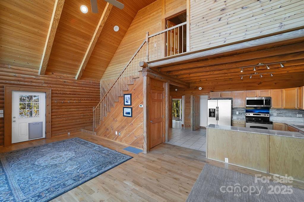 85 N Ridge Road — Rosman