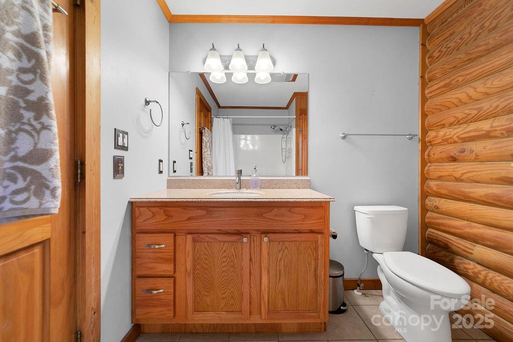 85 N Ridge Road — Rosman