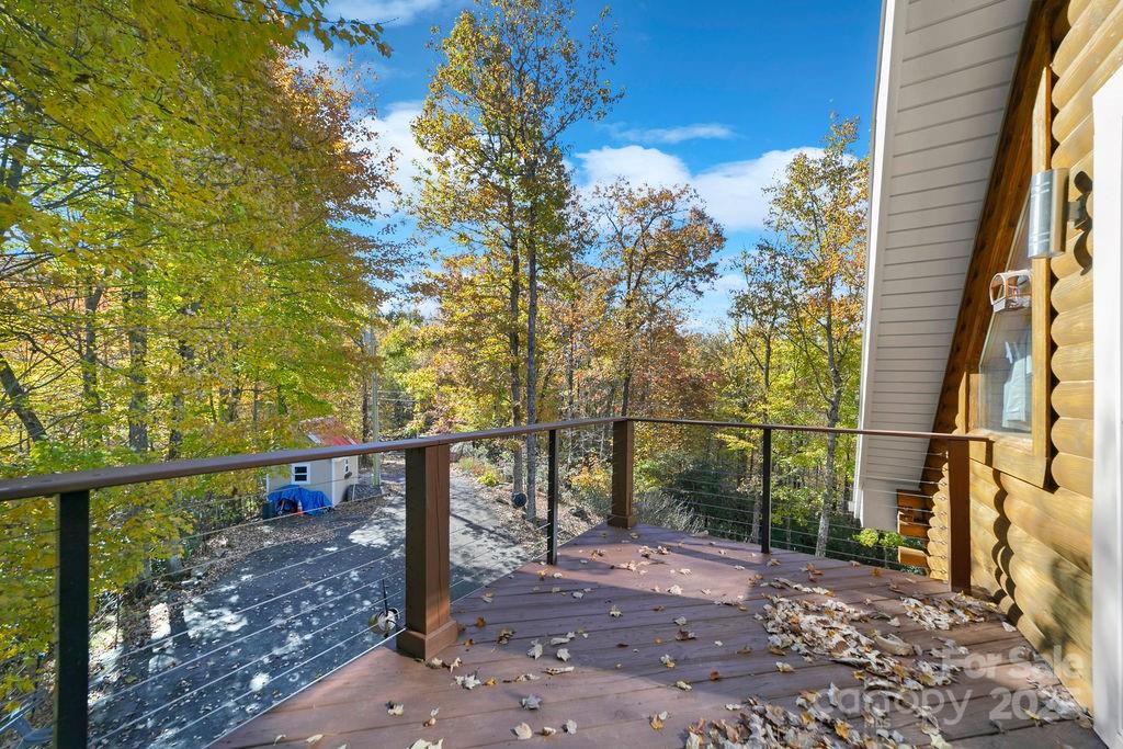 85 N Ridge Road — Rosman