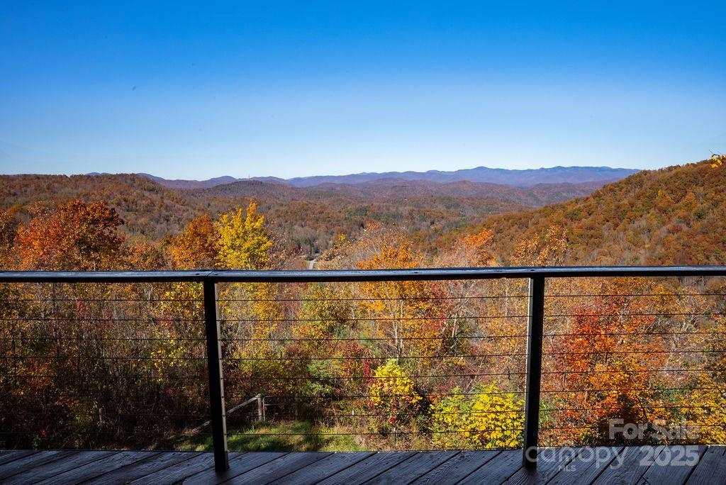 85 N Ridge Road — Rosman