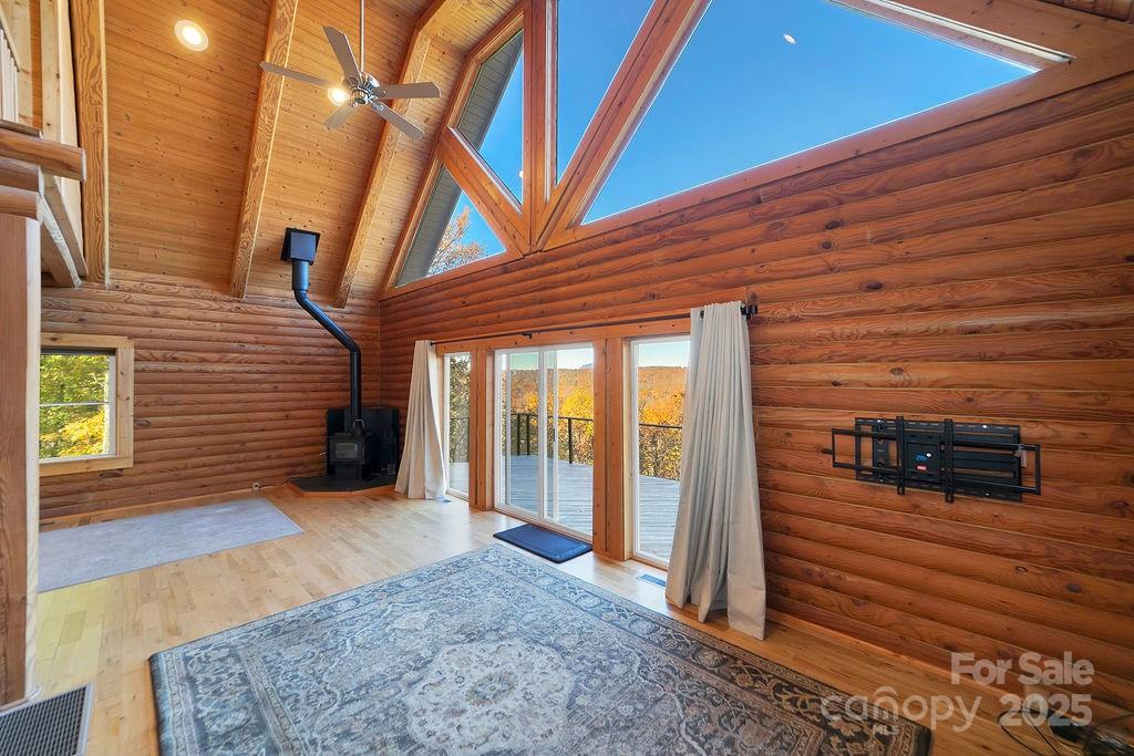 85 N Ridge Road — Rosman
