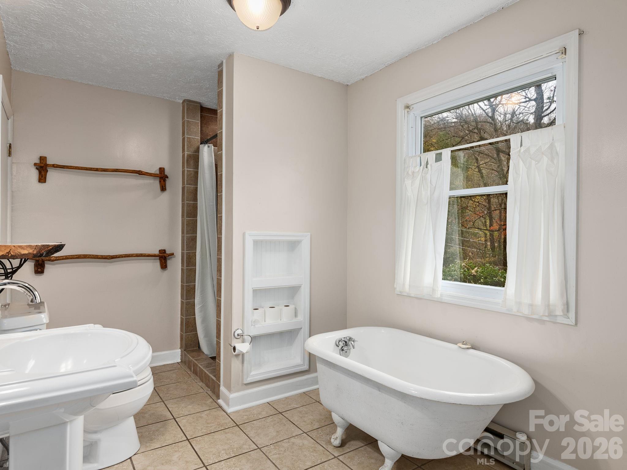 6 Star Berry Lane — Fairview