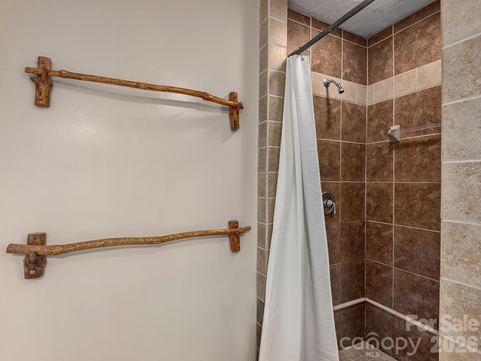 6 Star Berry Lane — Fairview
