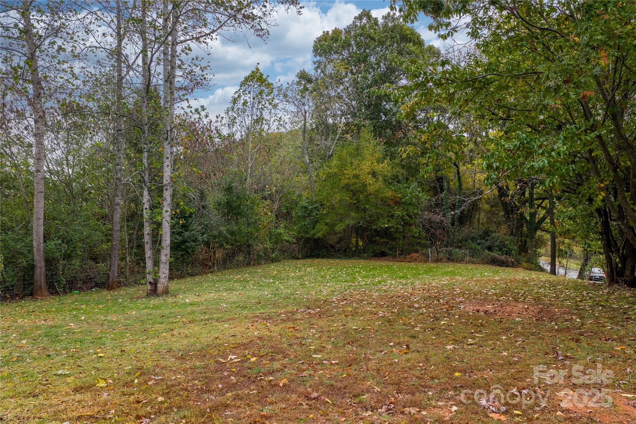 1515 Berkley Street SW — Lenoir
