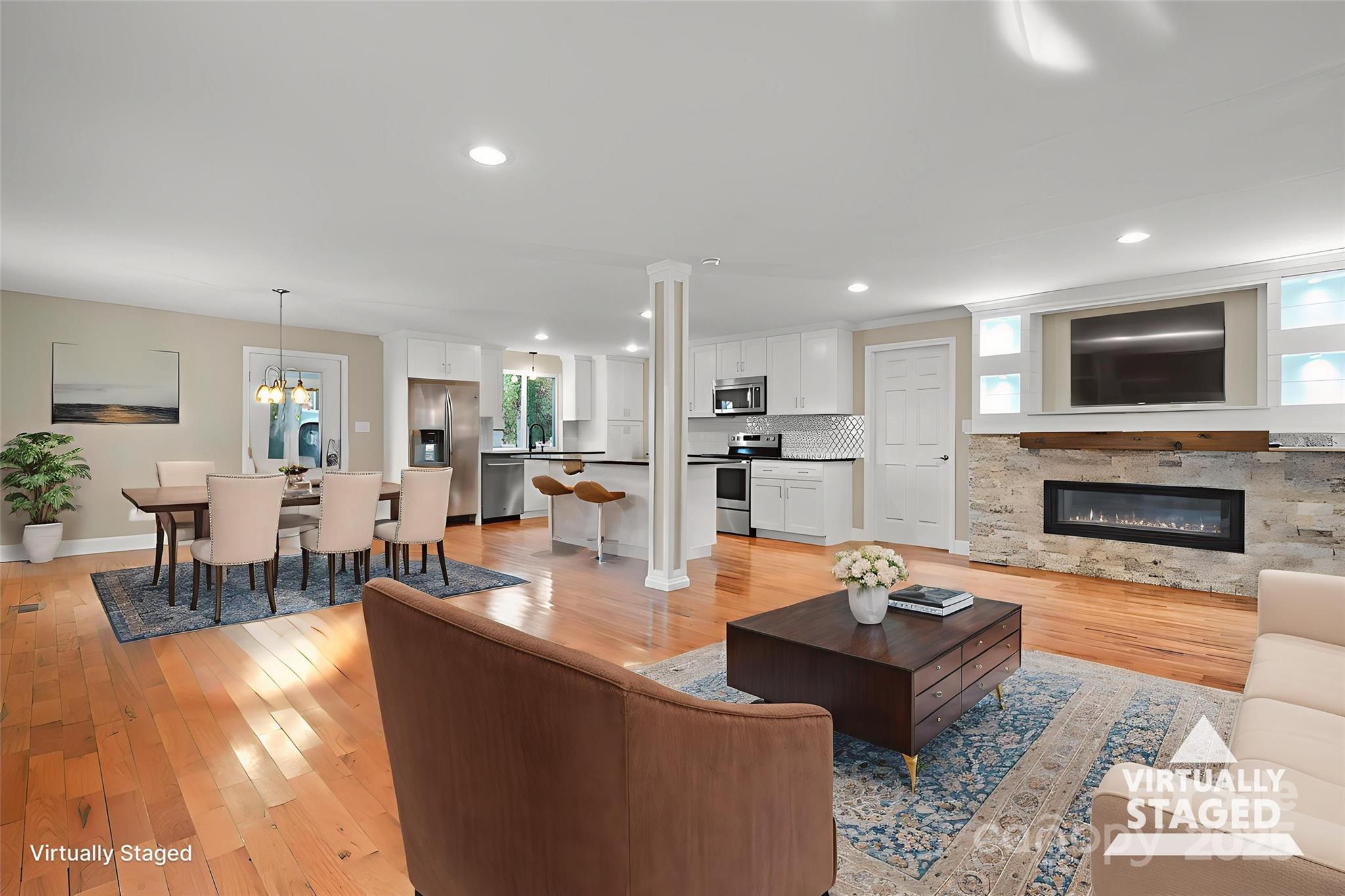 1515 Berkley Street SW — Lenoir