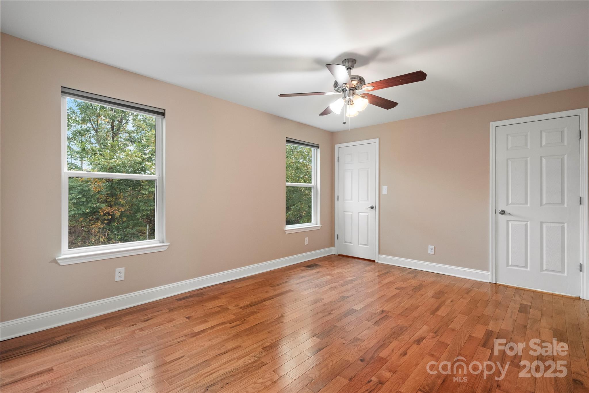 1515 Berkley Street SW — Lenoir