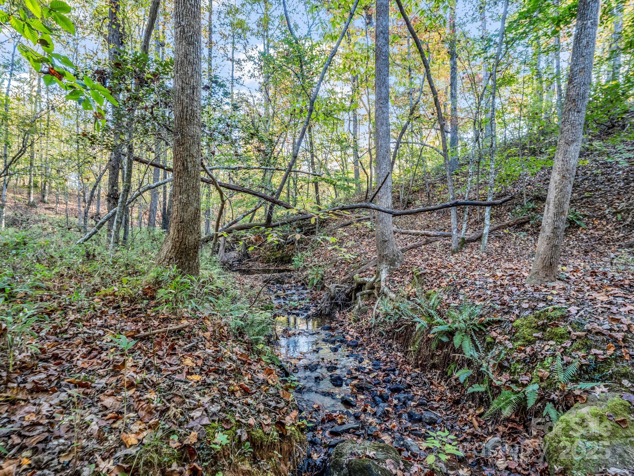 663 Landrum Road — Columbus