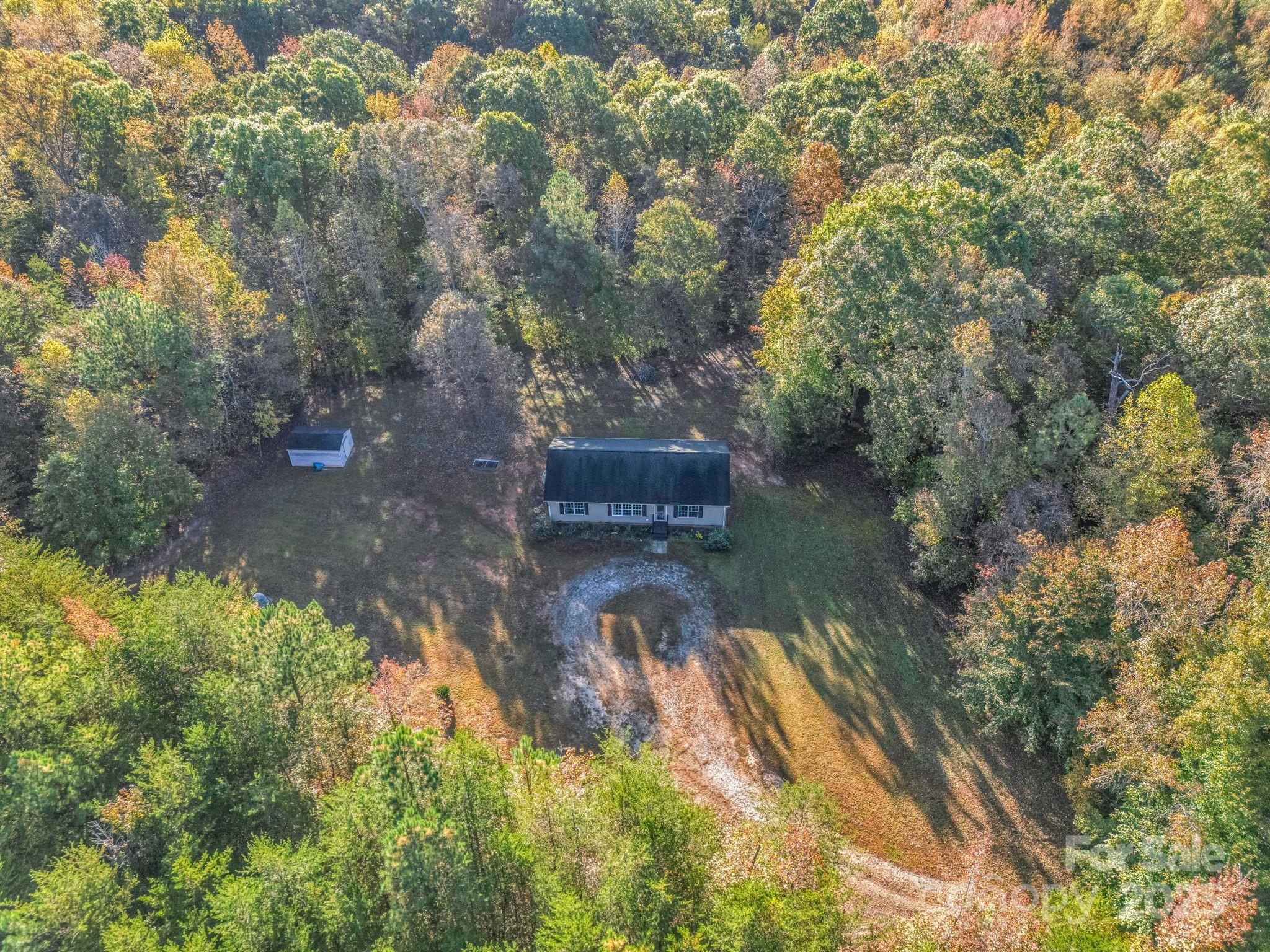 663 Landrum Road — Columbus