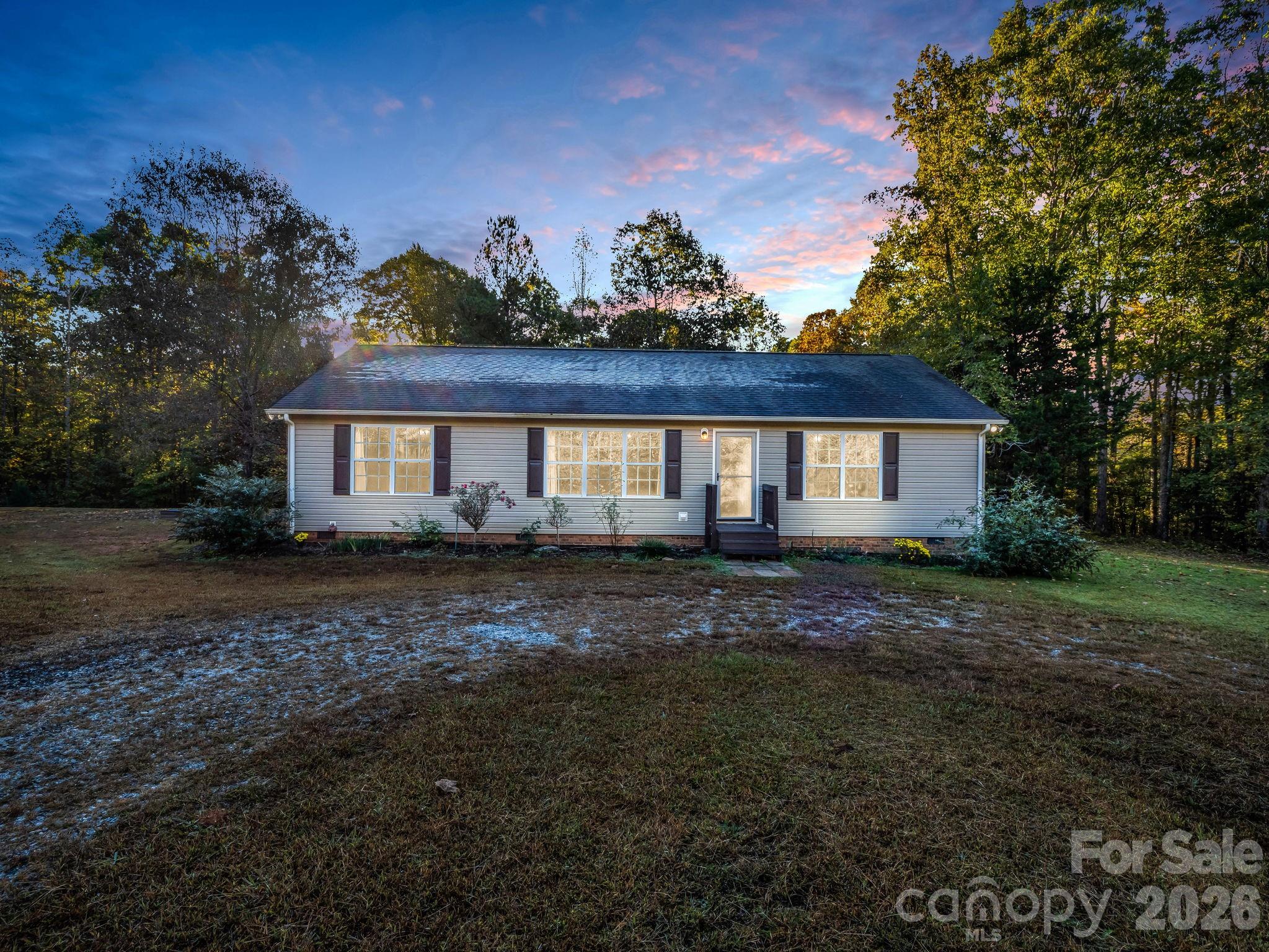 663 Landrum Road — Columbus