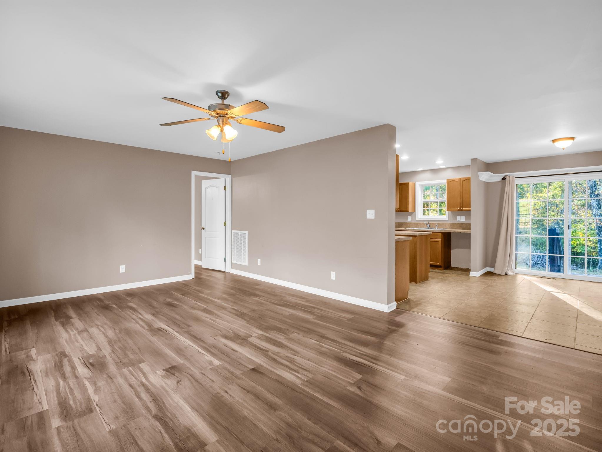 663 Landrum Road — Columbus