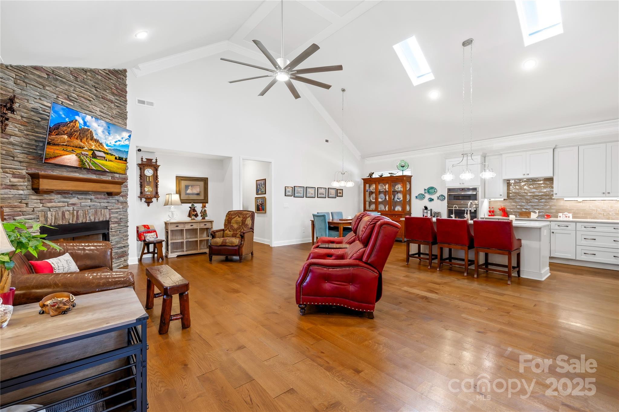 1140 Golden Hill Lane — Denver