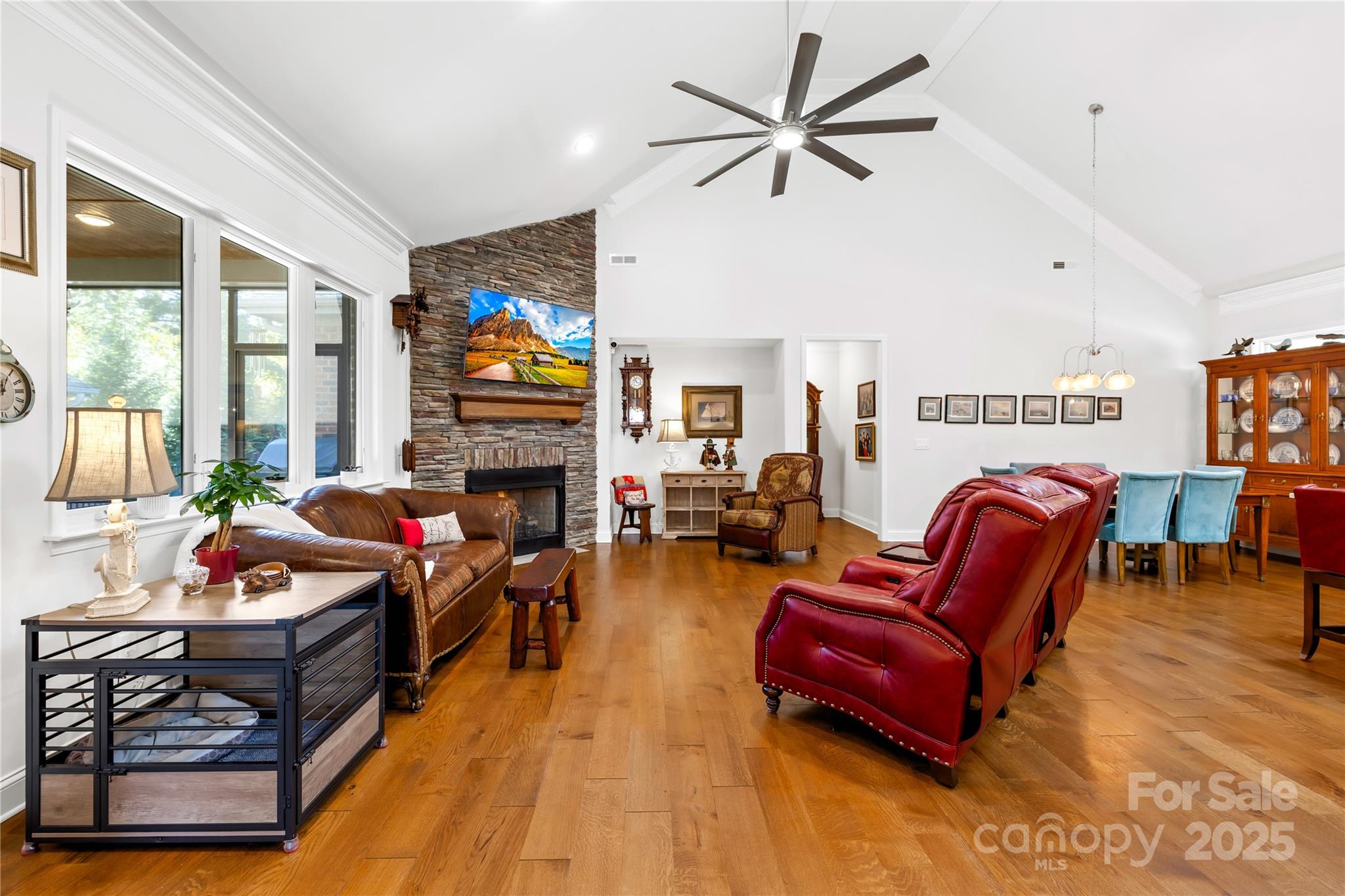1140 Golden Hill Lane — Denver