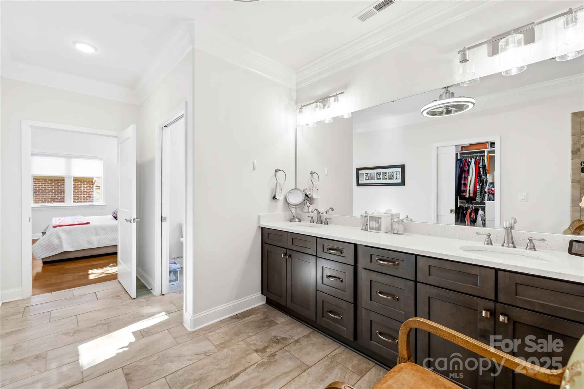 1140 Golden Hill Lane — Denver