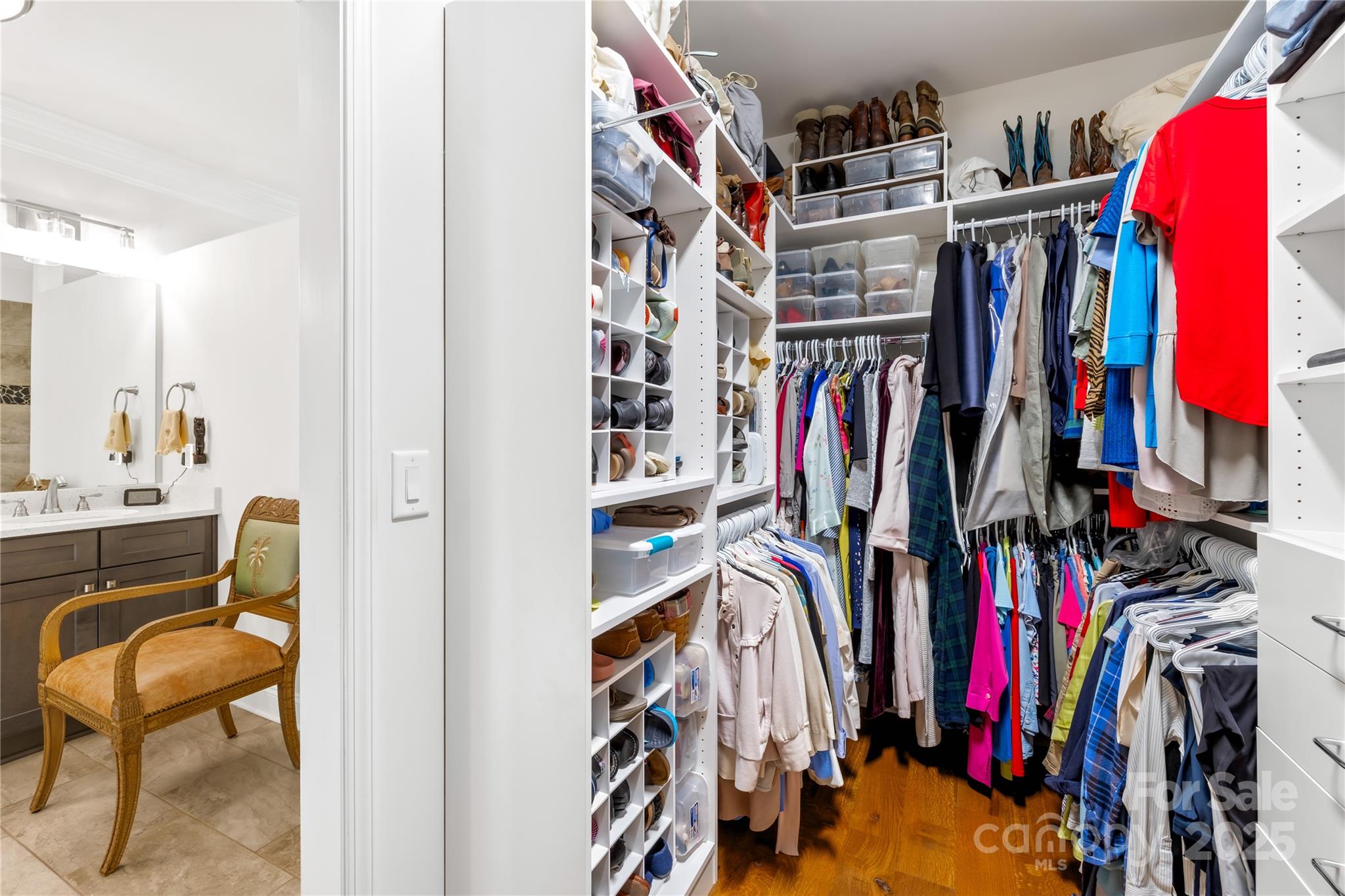 1140 Golden Hill Lane — Denver