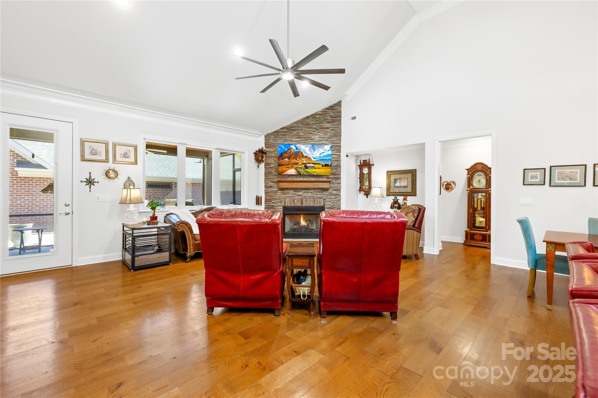 1140 Golden Hill Lane — Denver