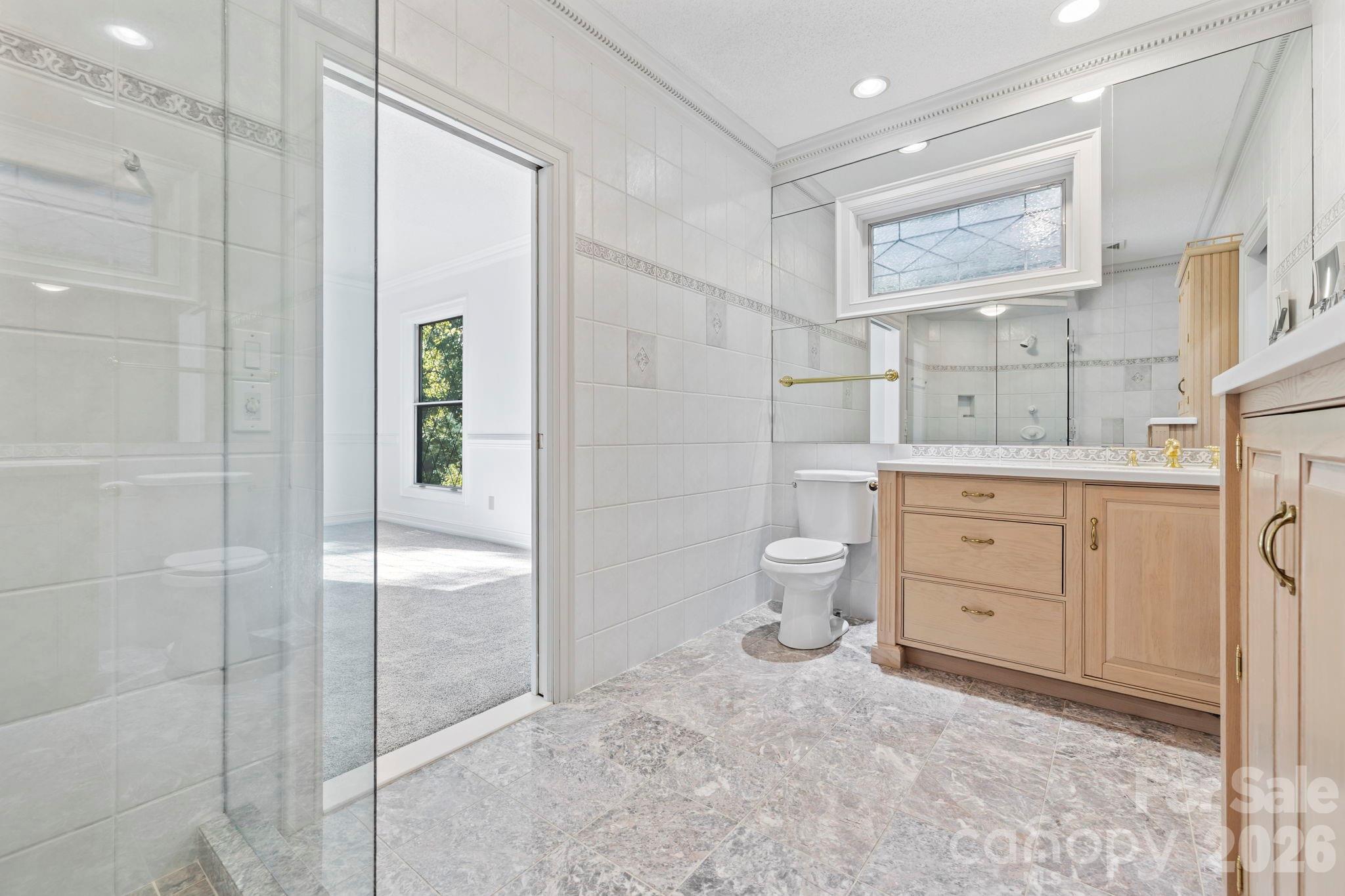 31 Ridge Drive S — Hendersonville