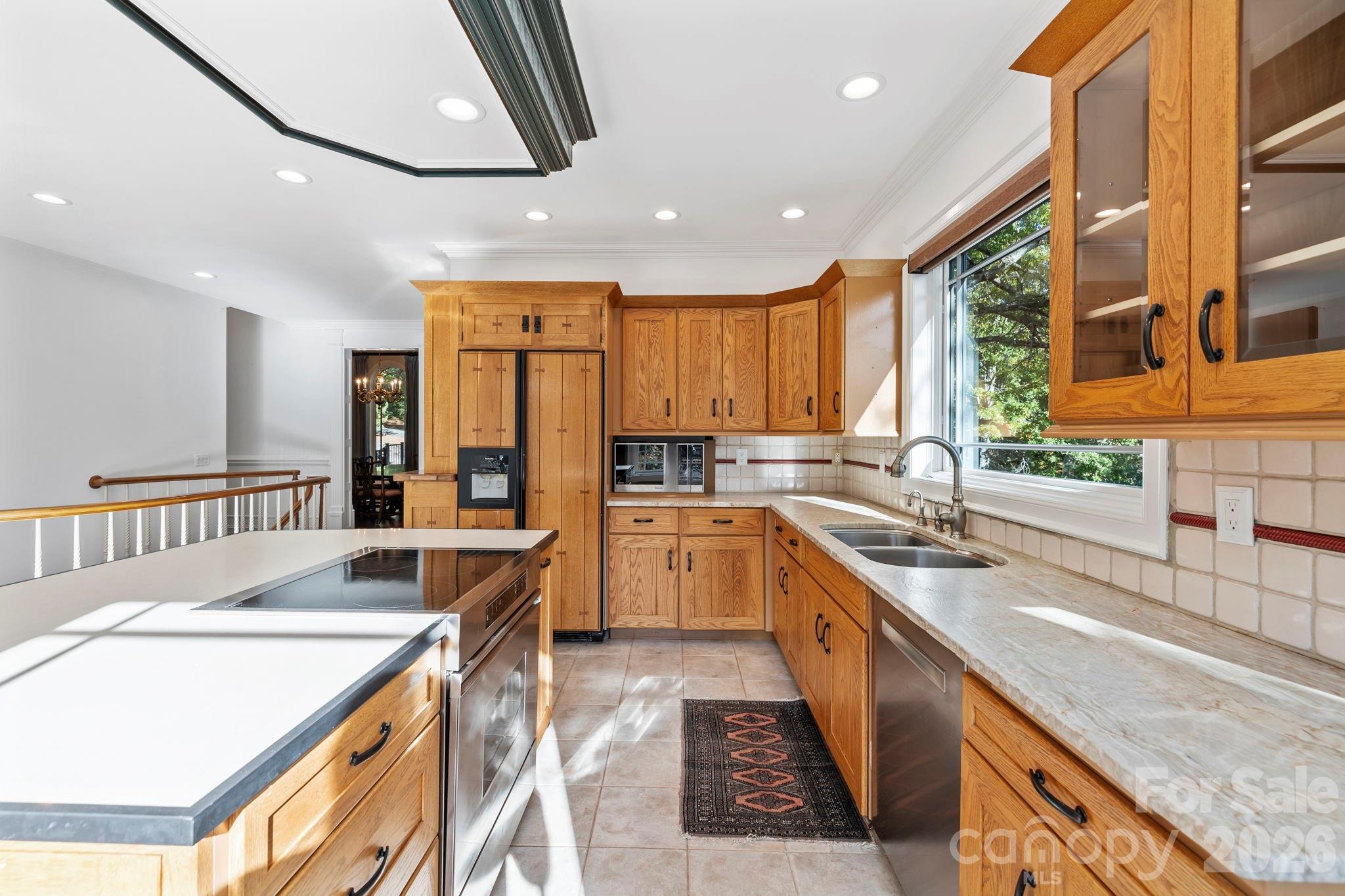 31 Ridge Drive S — Hendersonville
