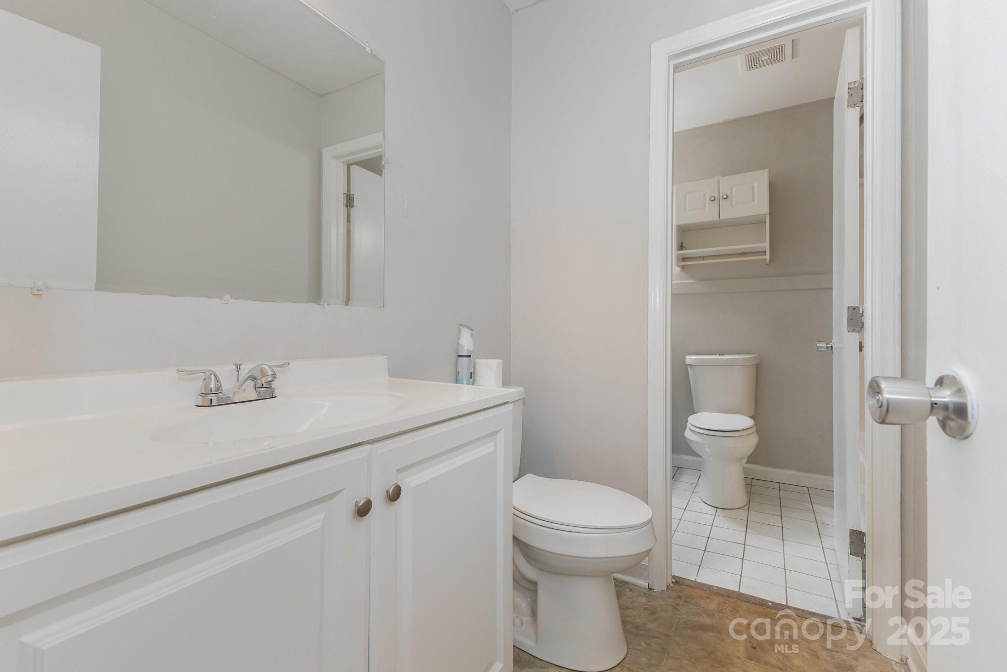 8503 Beechbrooke Road — Charlotte