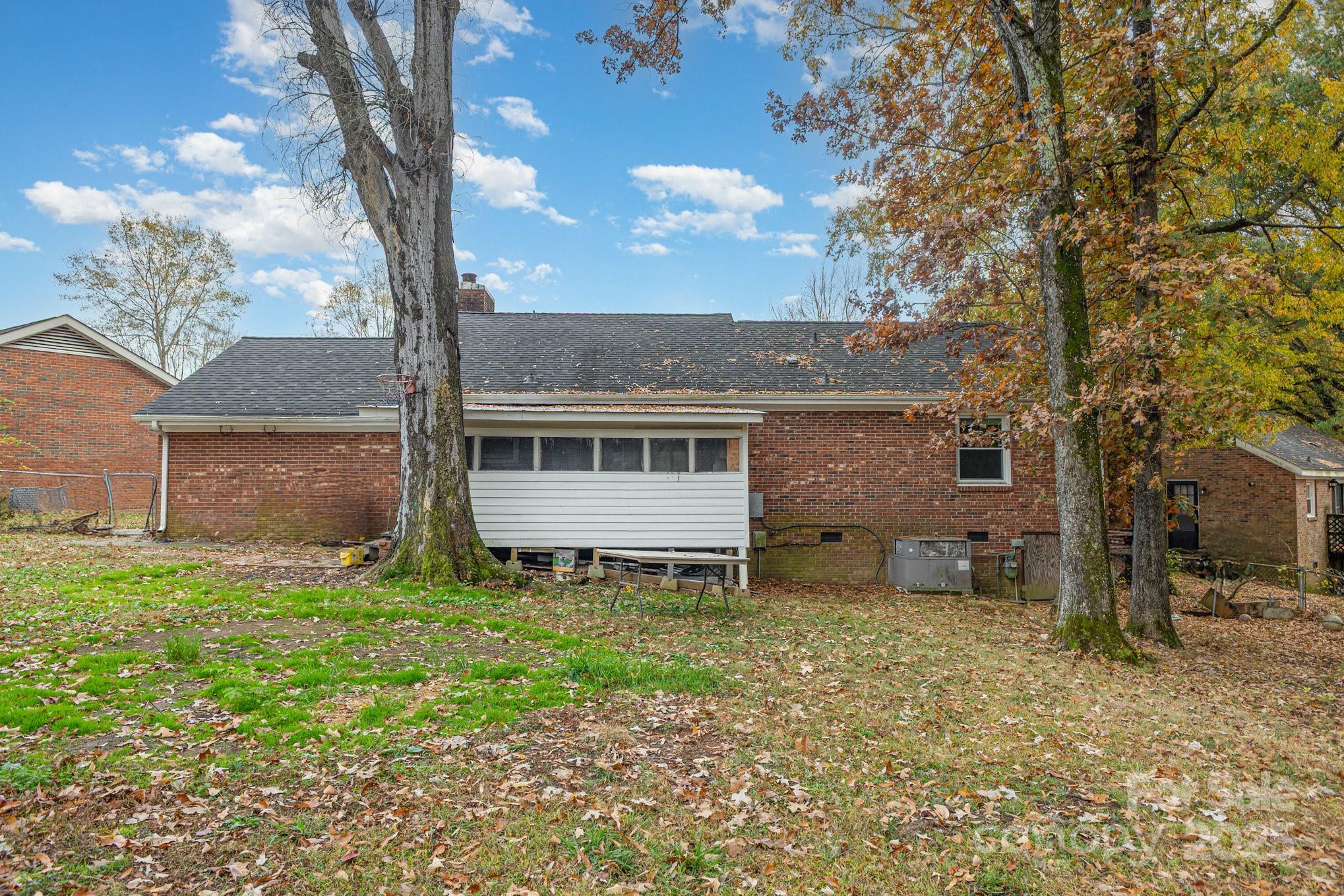 8503 Beechbrooke Road — Charlotte
