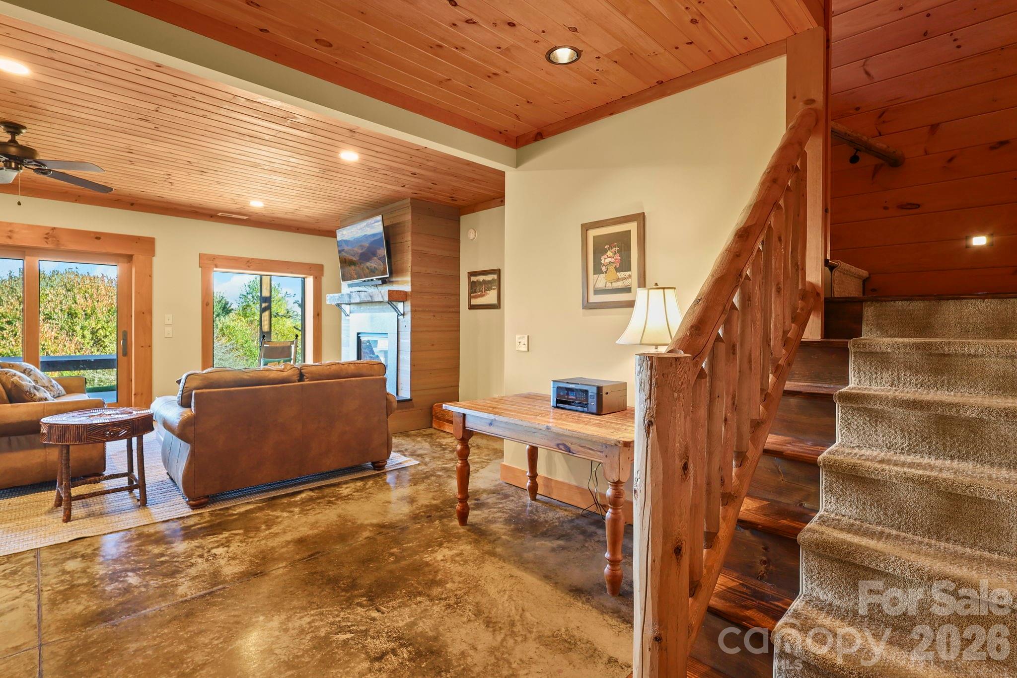 584 Grey Fox Ridge — Banner Elk