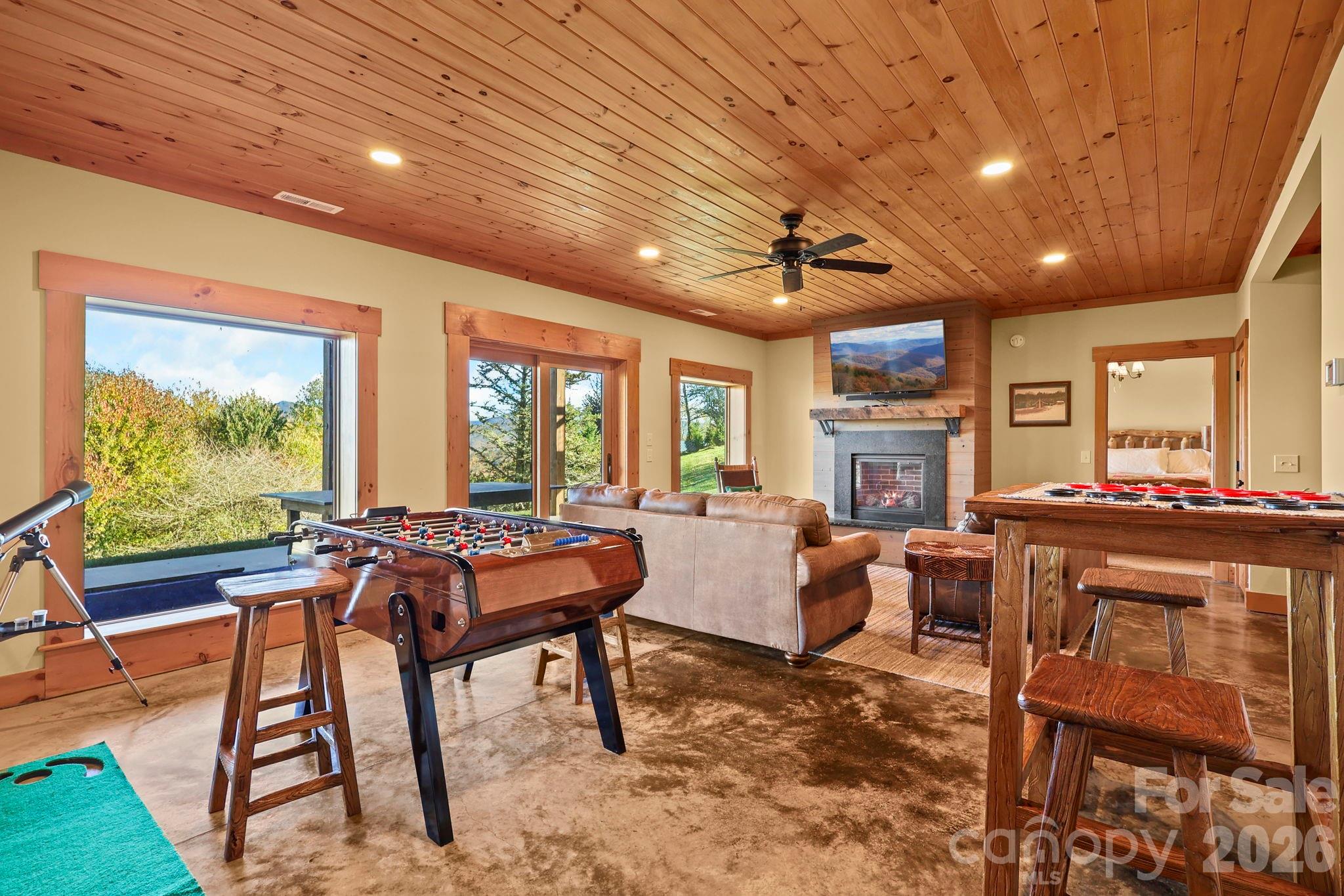 584 Grey Fox Ridge — Banner Elk