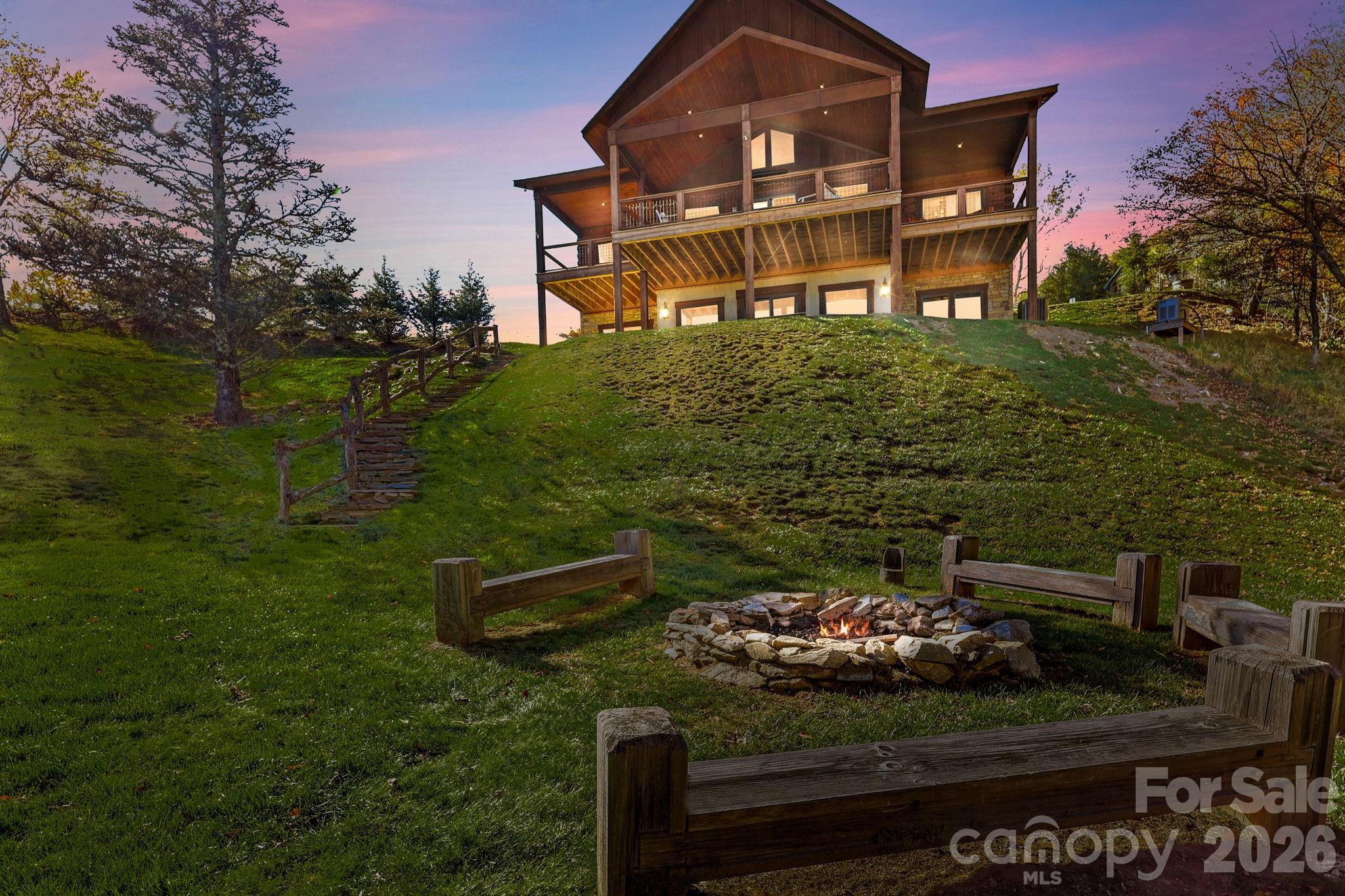 584 Grey Fox Ridge — Banner Elk