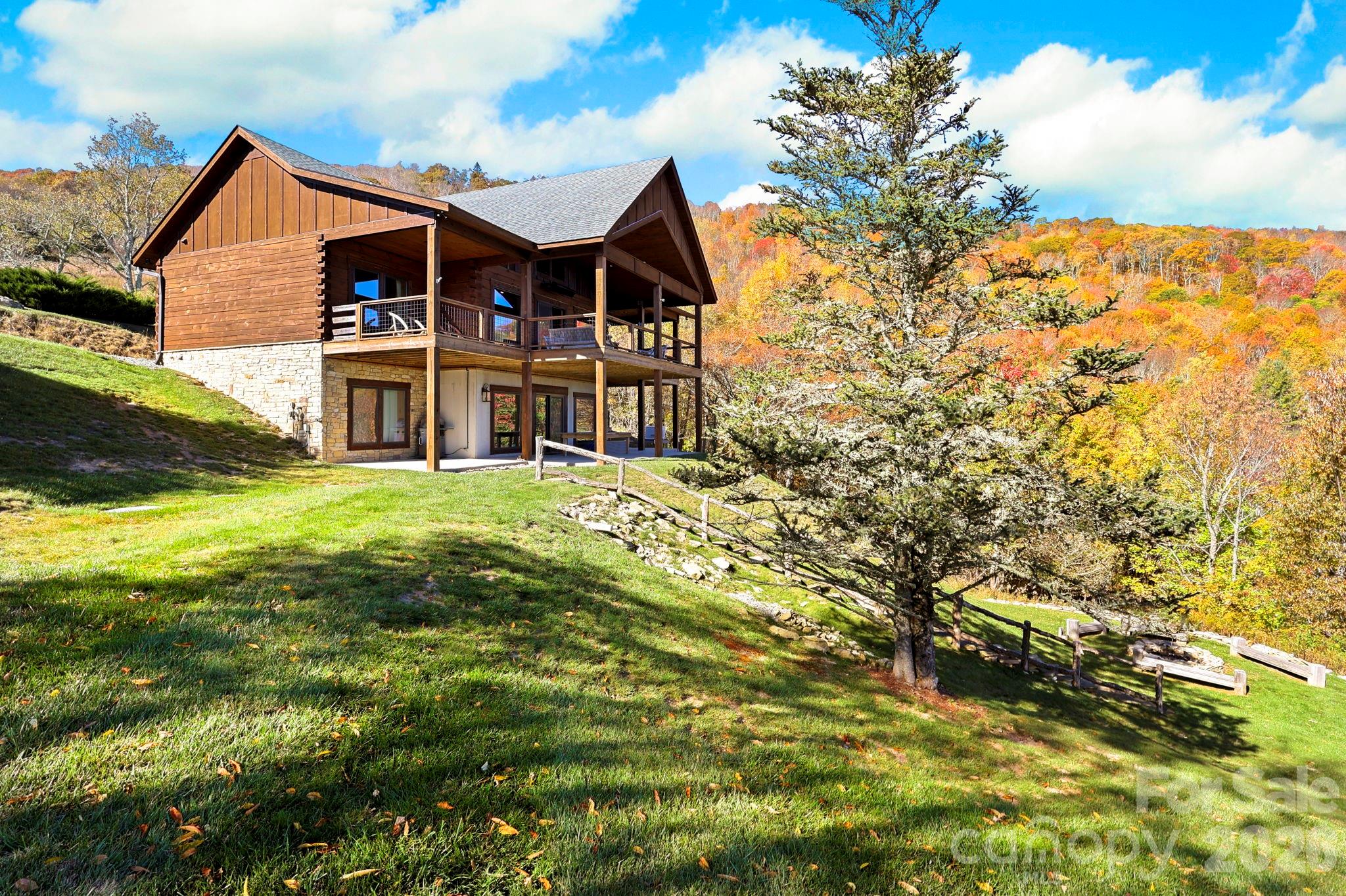 584 Grey Fox Ridge — Banner Elk