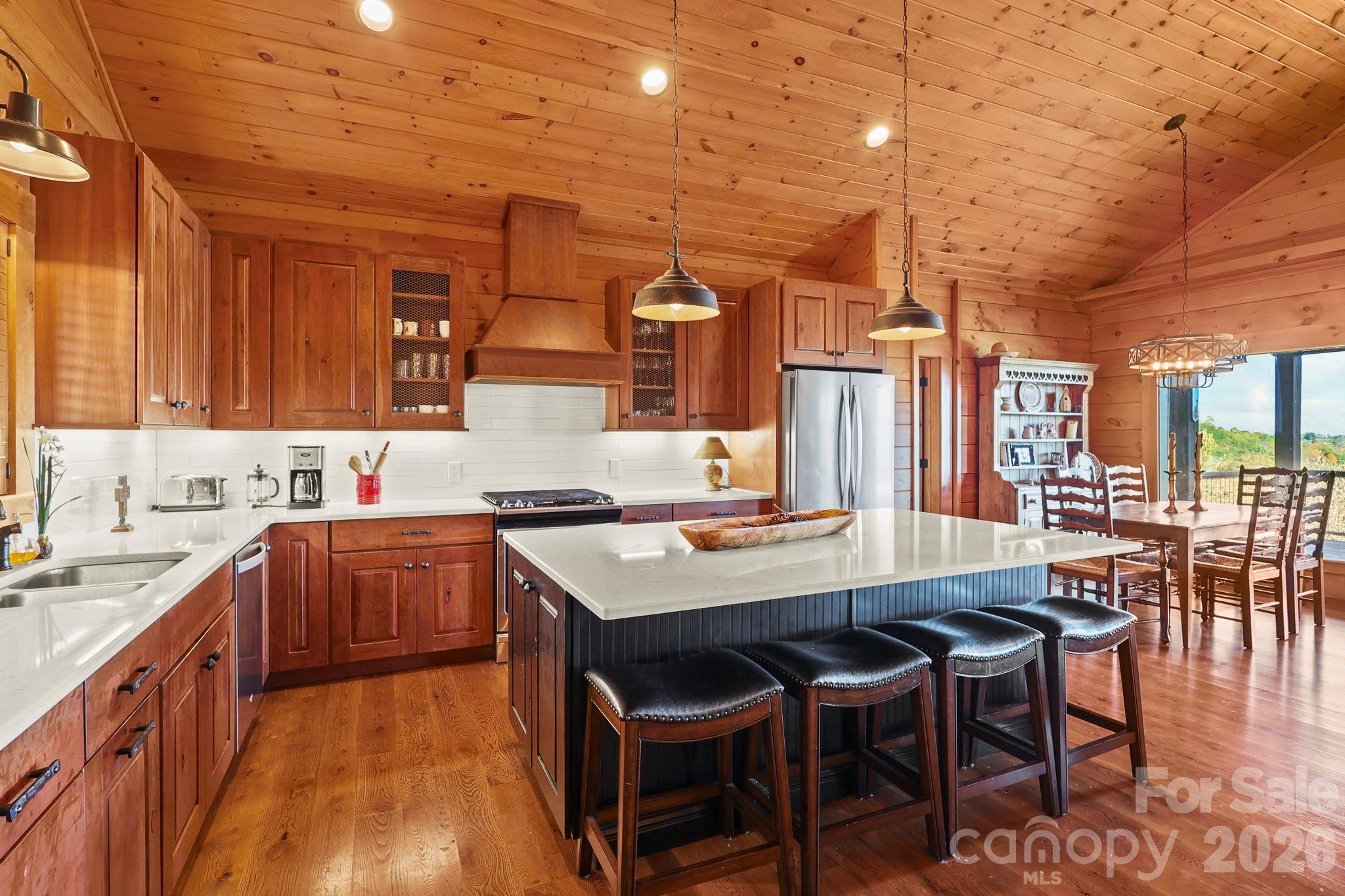 584 Grey Fox Ridge — Banner Elk
