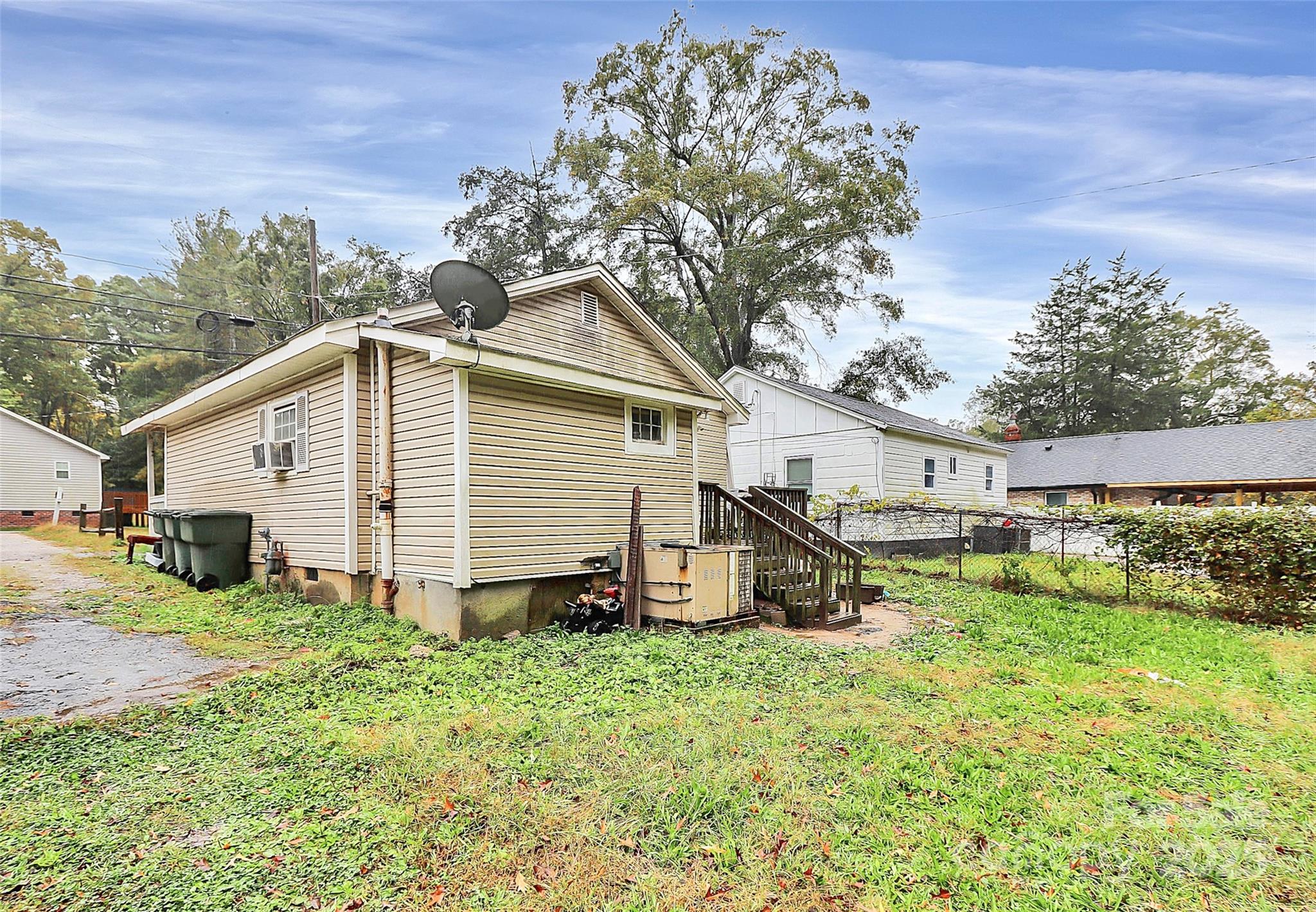 1104 W Davidson Avenue — Gastonia