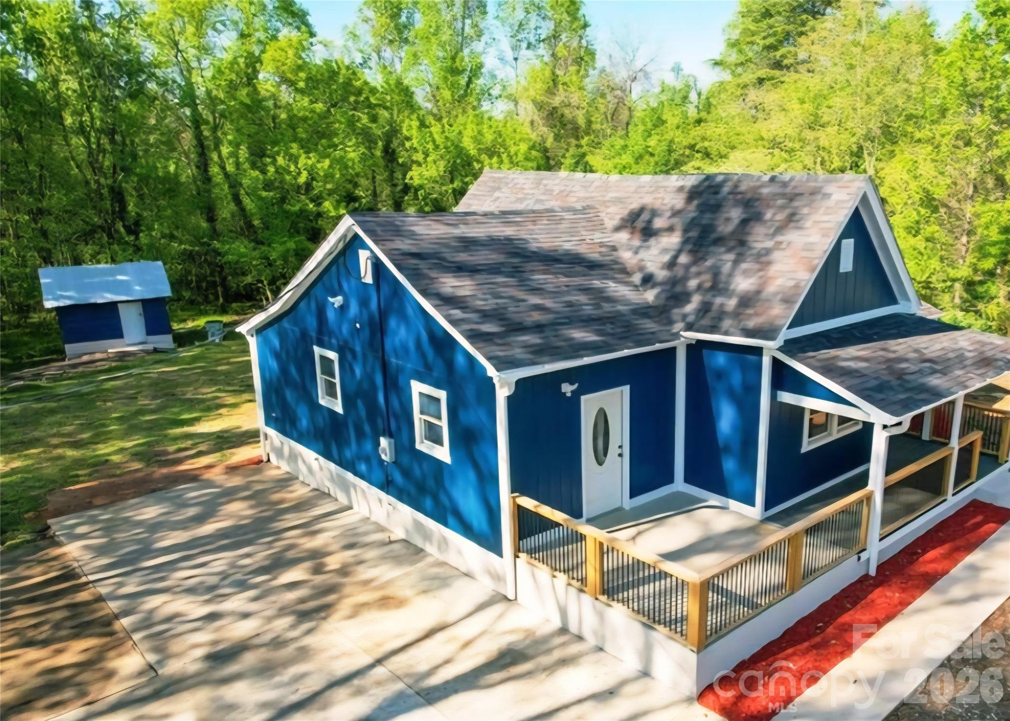 1359 Delwood Drive — Lenoir