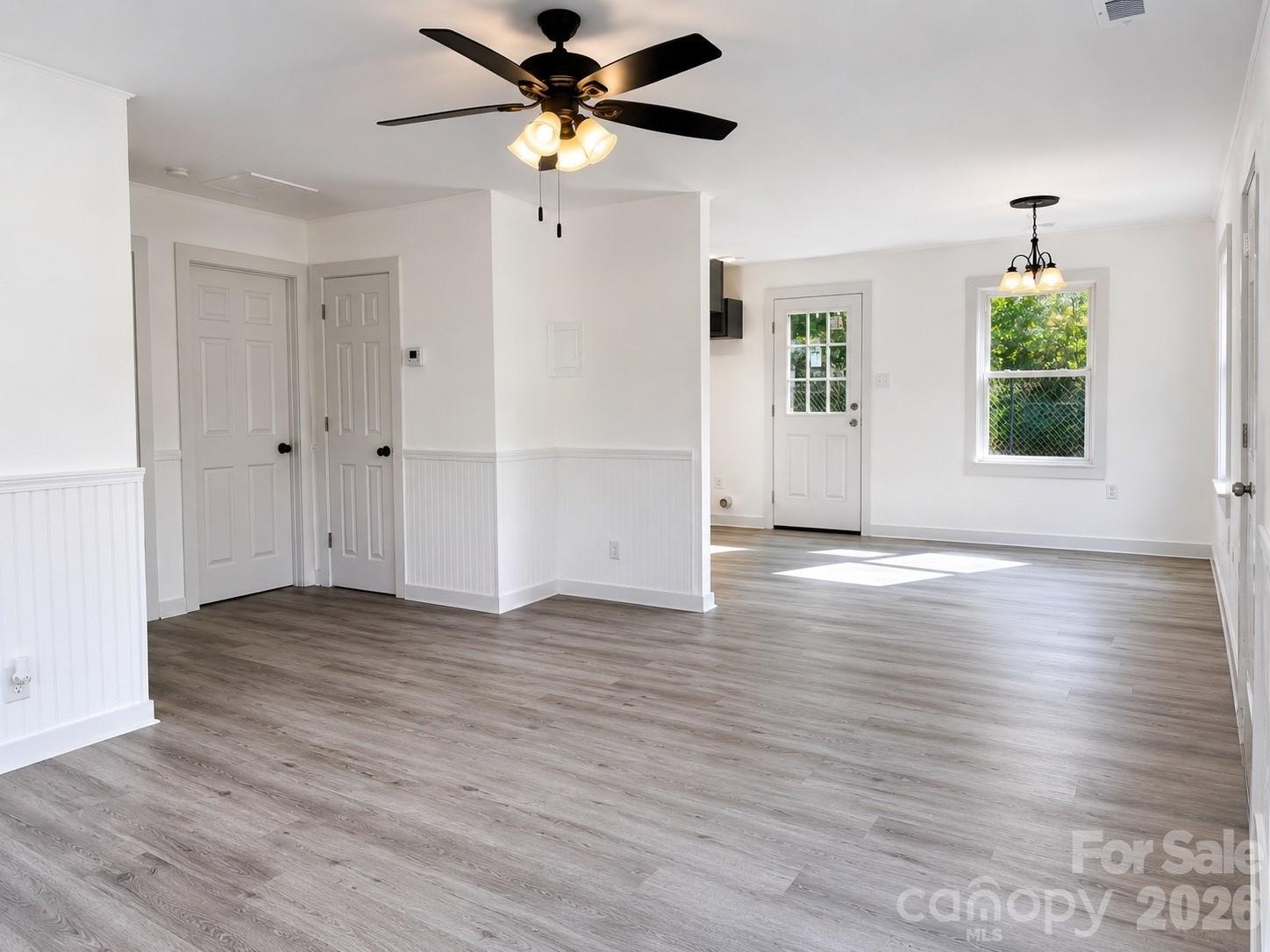 1123 Saratoga Drive — Charlotte