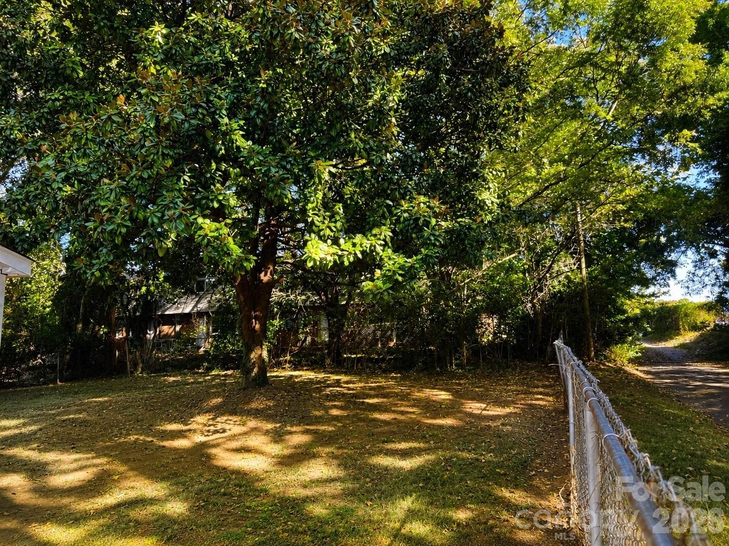 1123 Saratoga Drive — Charlotte