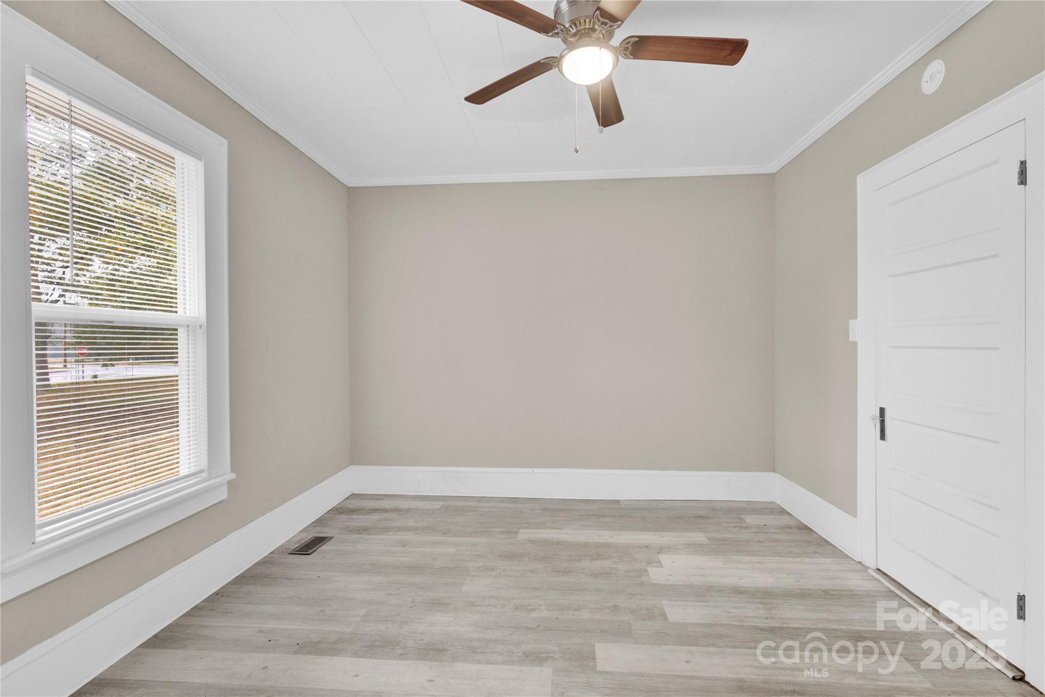 1241 S Lafayette Street — Shelby